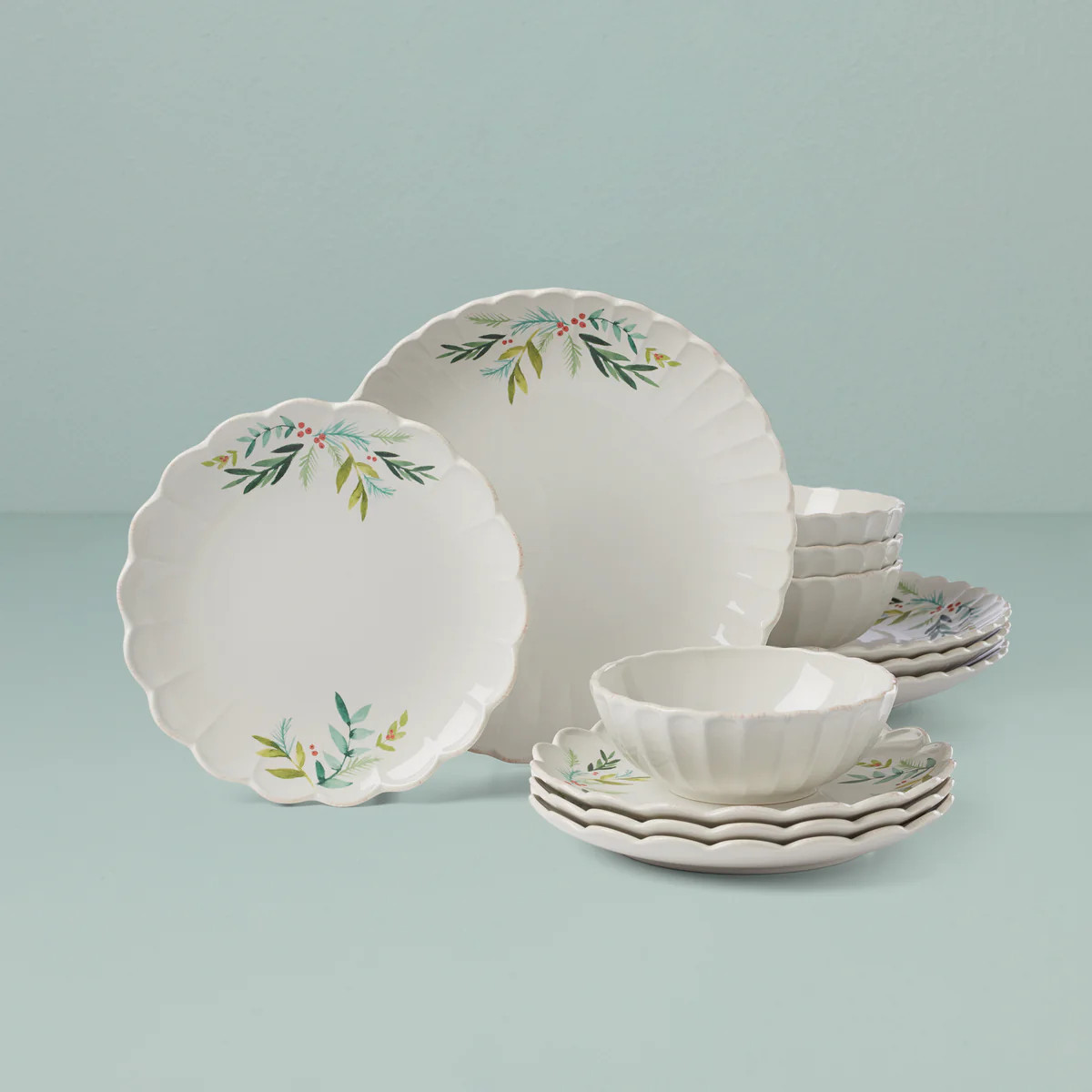 French Perle Berry 12-Piece Set | Lenox