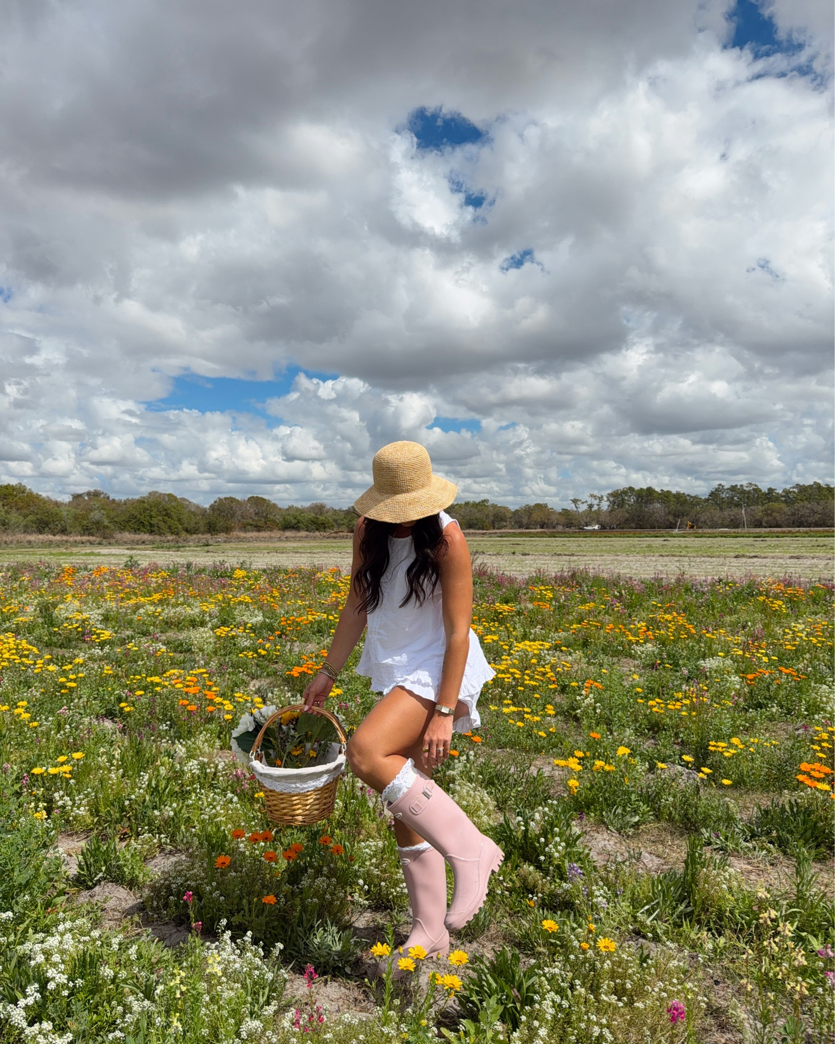 flower field outfit for spring 🌸🌼🌻🌷💐
full amazon outfit! hat was from princesspolly last year but linked similar

spring, matching set, two piece set, linen set

#LTKootd #LTKgrwm #LTKSpringSale