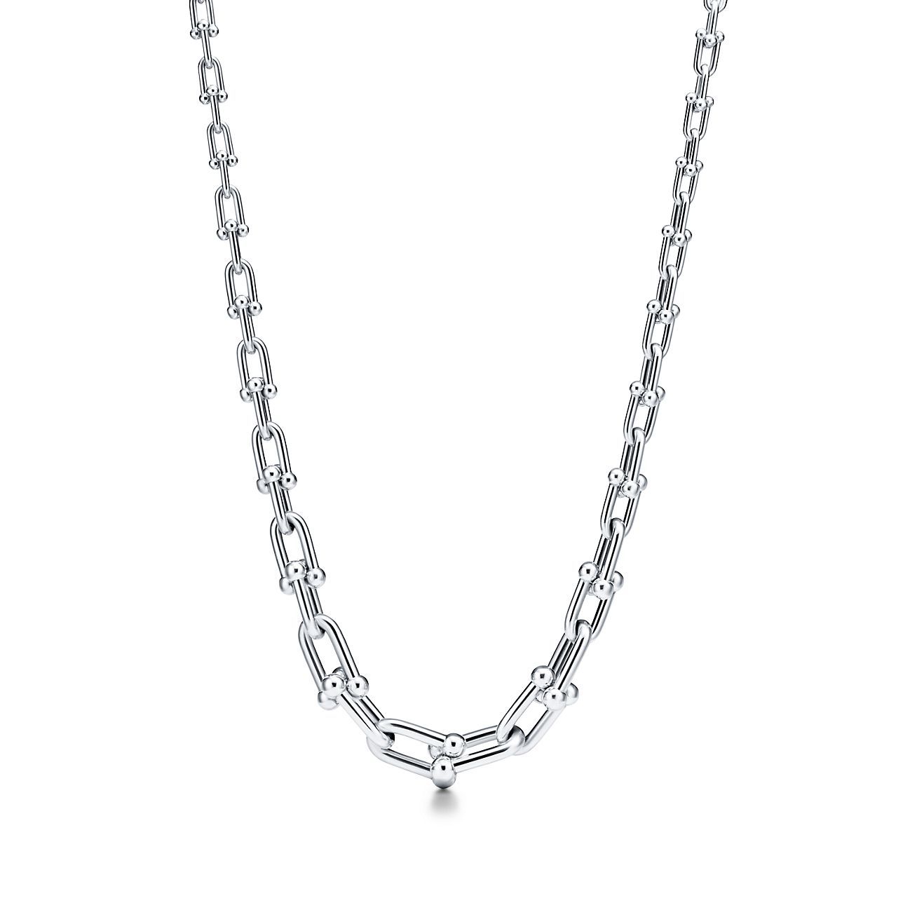 Tiffany City HardWear graduated link necklace in sterling silver. | Tiffany & Co. | Tiffany & Co. (UK)