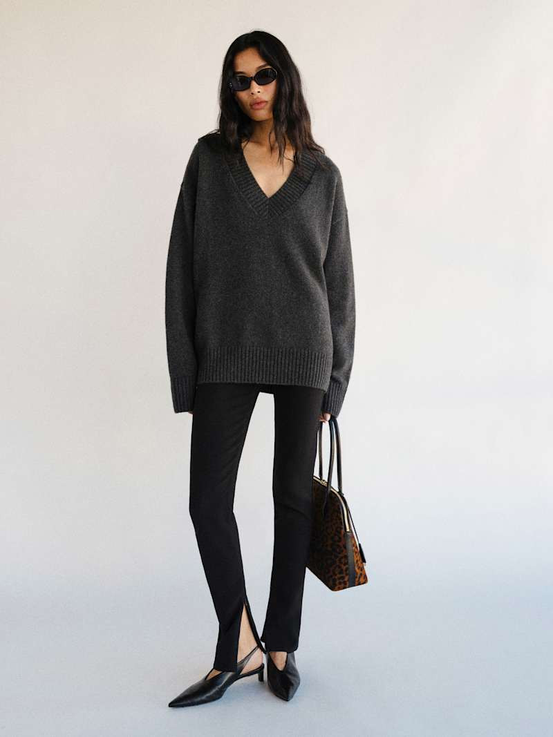 Jadey Cashmere Oversized V-neck Sweater | Reformation (Global)
