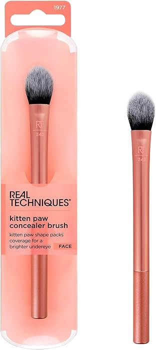 Real Techniques Brightening Concealer Makeup Brush, Viral Kitten Paw Brush Conceals Under Eyes, &... | Amazon (US)