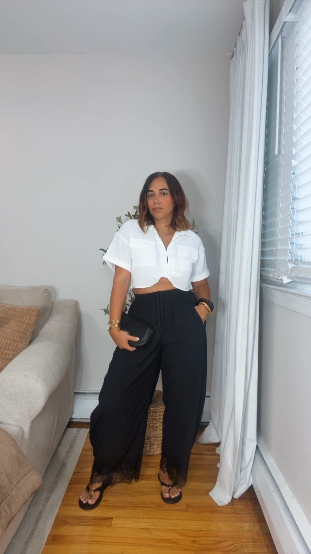 Casual Chic 🖤

#LTKootd #LTKOver40 #LTKPetite