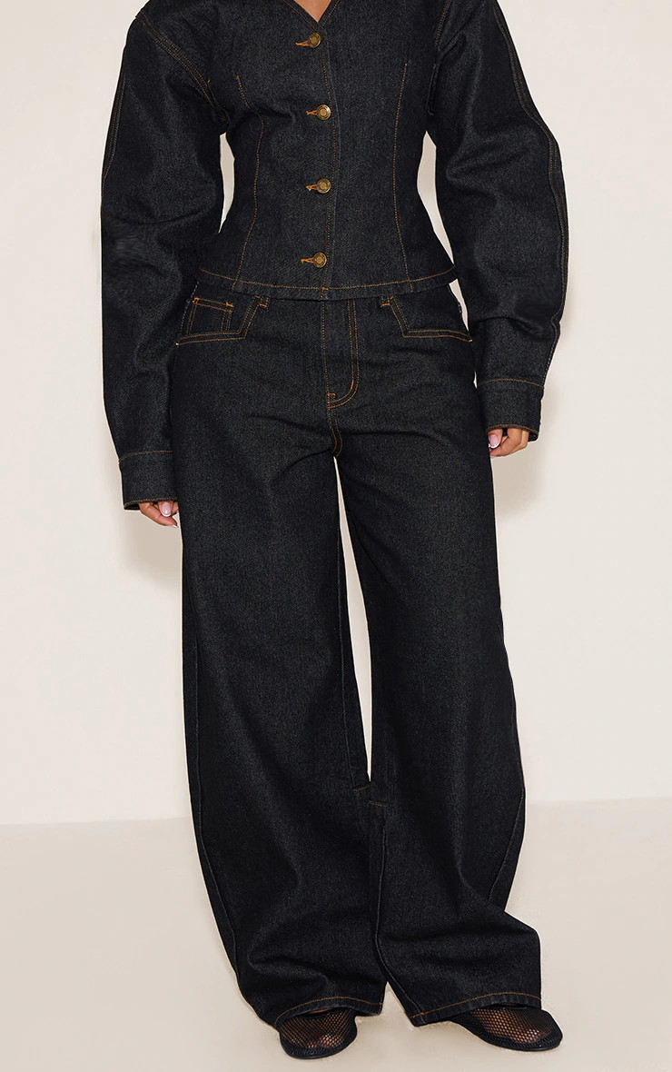 Petite Dark Indigo Wide Leg Balloon Jeans | PrettyLittleThing US