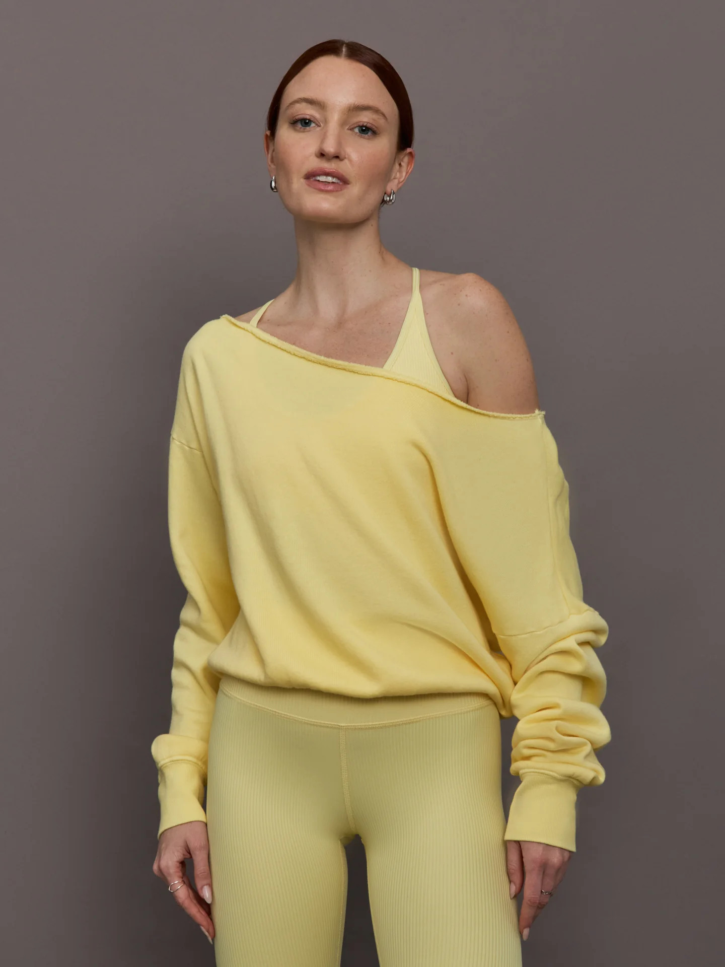 Off Shoulder Sweatshirt in French Terry - Banana | Carbon38