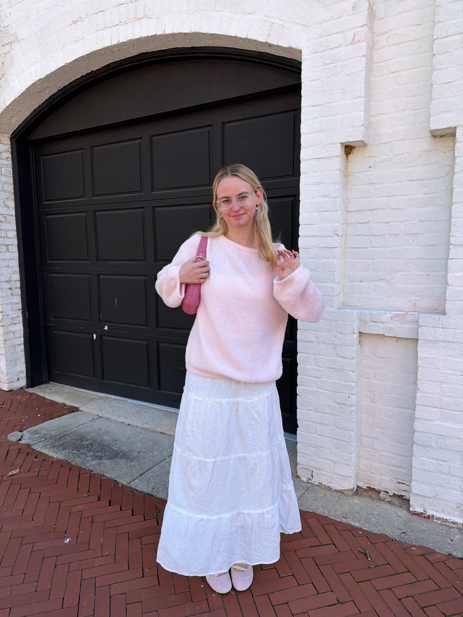 wearing a small skirt !!



#LTKootd