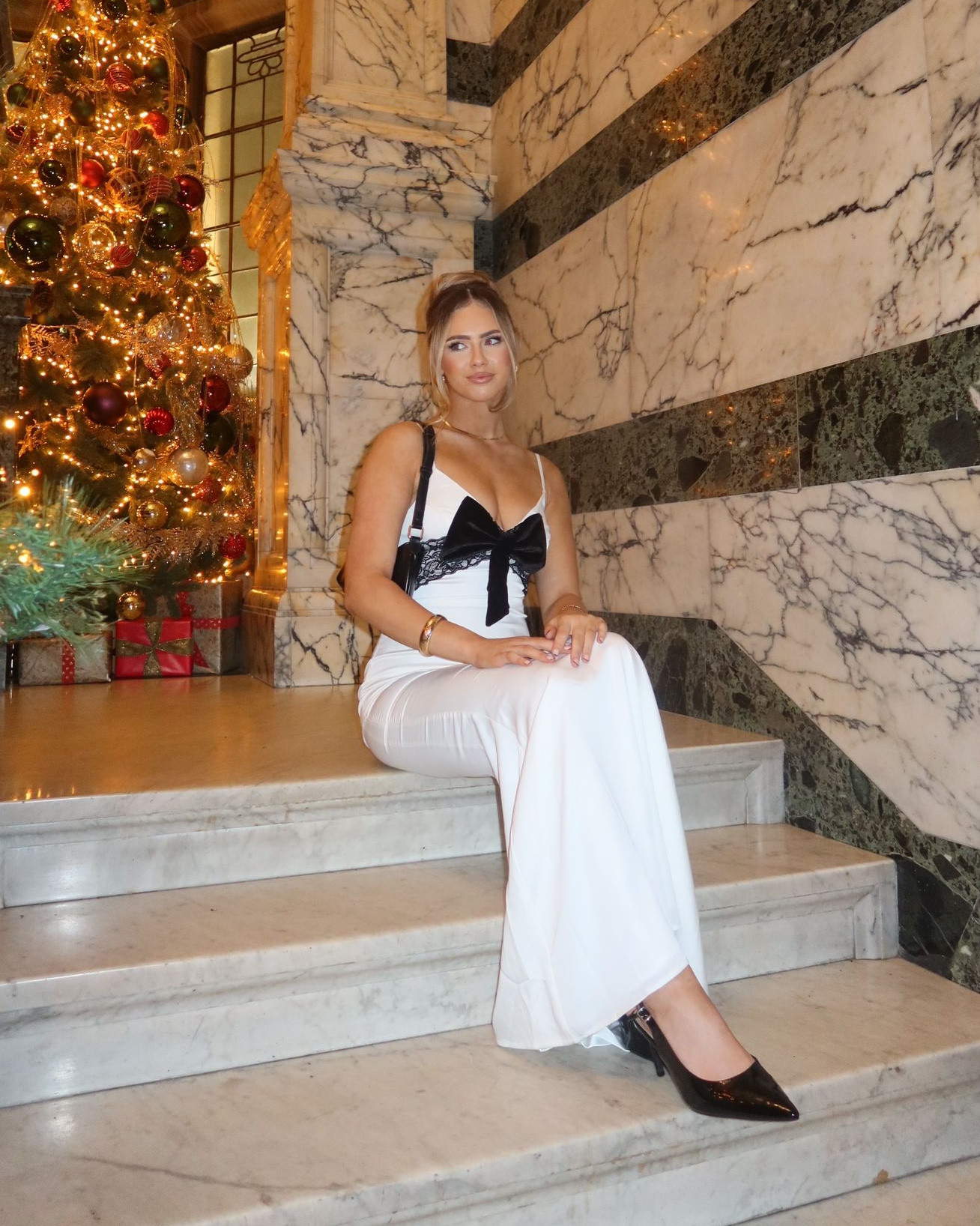 Christmas party outfit 🎀

Club L London bow detail dress
Going out outfit, Christmas dress, Christmas outfit, Party outfit, Christmas dress

#LTKpartywear #LTKuk #LTKwinter
