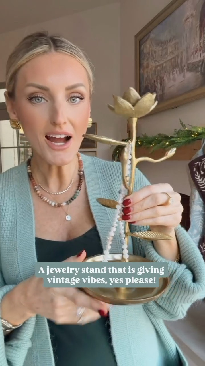 This jewelry stand is so beautiful! I love how it looks vintage! Use my code LOVERLY30 for 30% off! #anthropartner @anthropologie 

Loverly Grey, Anthropologie, sale alert, jewelry stand, gift guide, gift ideas

#LTKHoliday #LTKGiftGuide #LTKSaleAlert