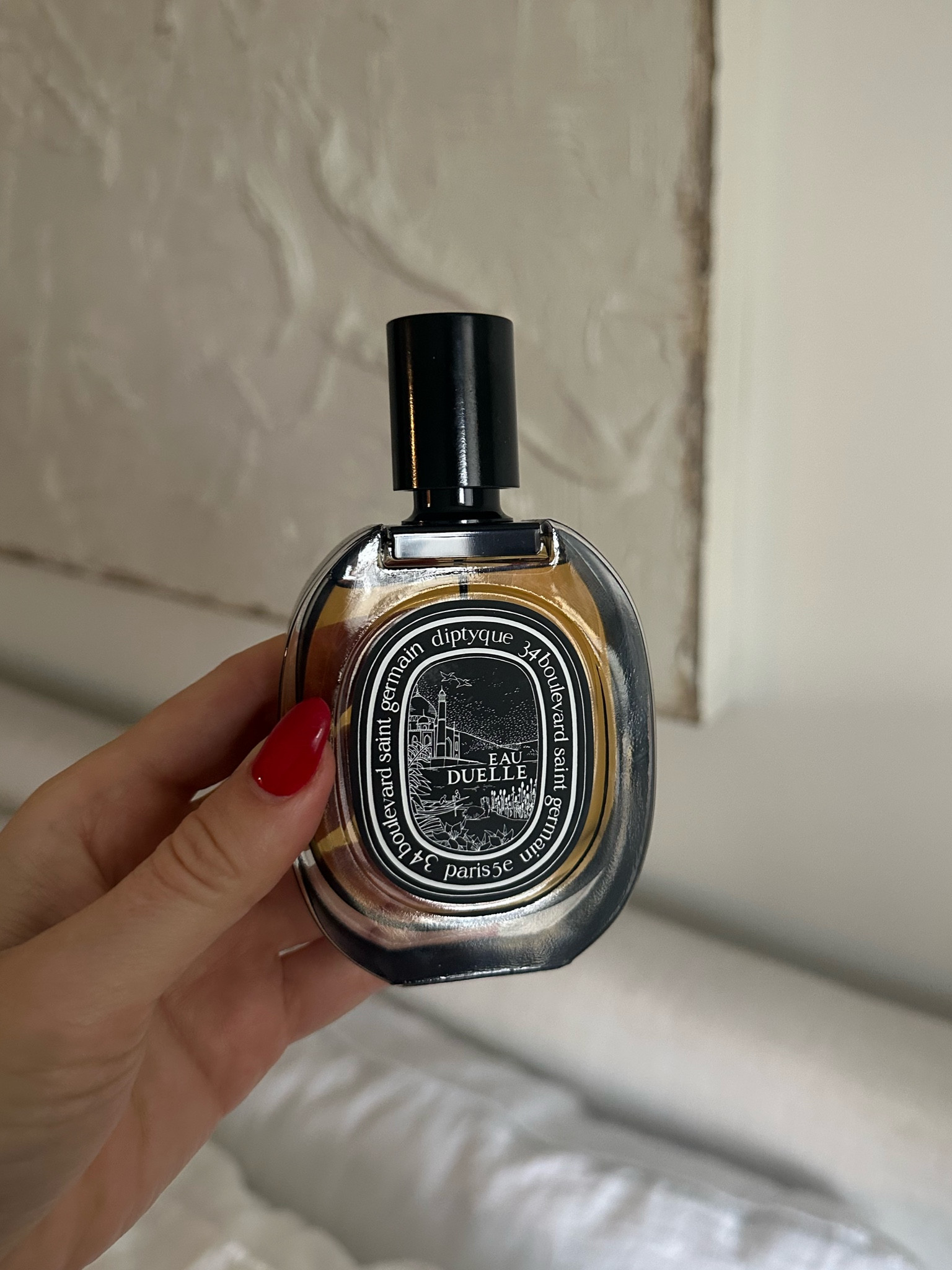 One of my favorite fragrances for the fall and winter. Smells warm, a little spicy & sexy. A little goes a long way! The staying power is a 10/10. 