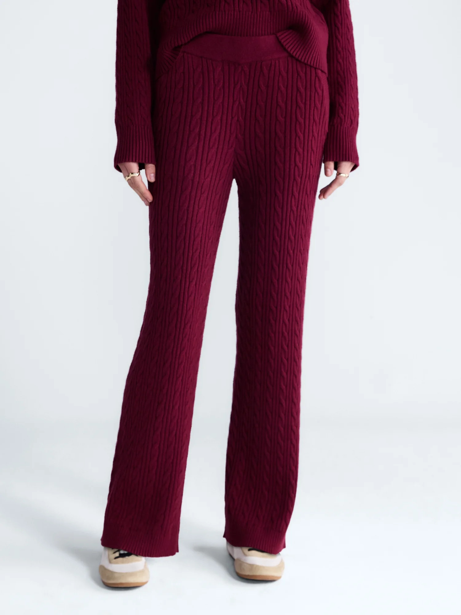 Free Assembly Women's and Women's Plus Cozy Yarn Cable Knit Sweatpants, 28.5" Inseam, Sizes XS-4X - Walmart.com | Walmart (US)