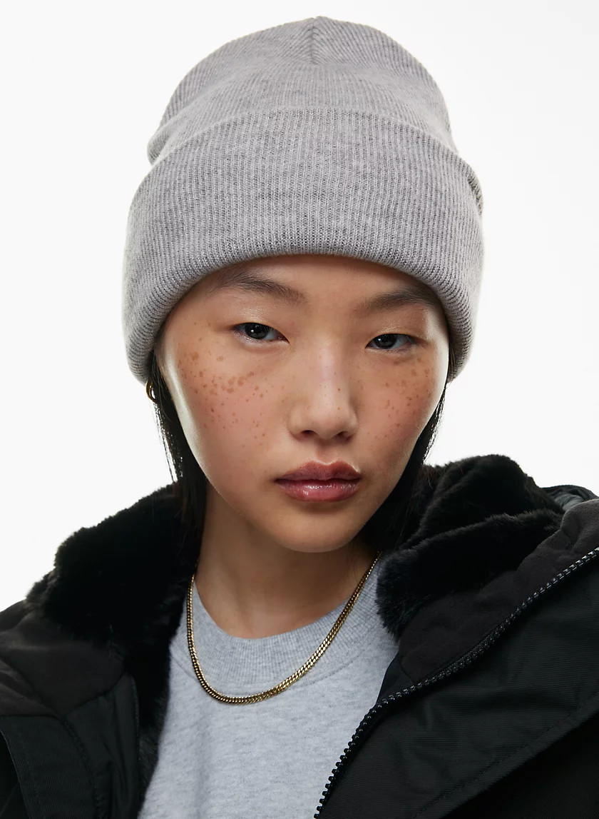 PEAK BEANIE | Aritzia