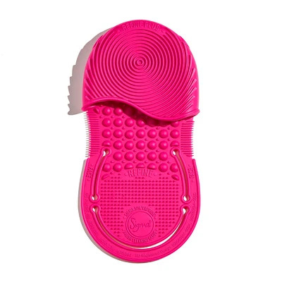 Sigma Spa® Express Brush Cleaning Glove | Sigma Beauty