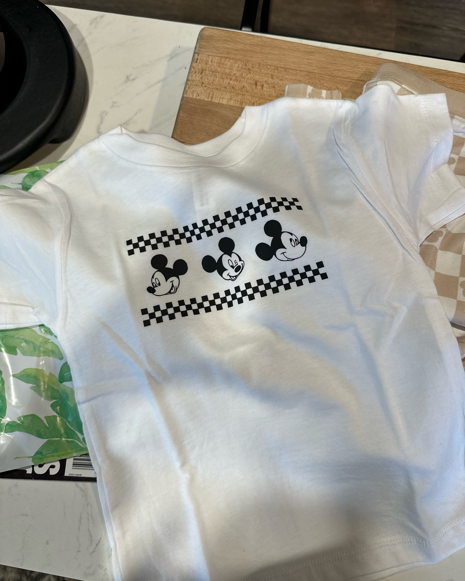 Mickey tee for Ollie — will share mine and his together once mine arrives! But wanted to link his in the meantime 🖤

Mickey Mouse, checkered print, checkered Disney, checkered Mickey, checkerboard, toddler tee, toddler boy, toddler Disney 

#LTKkids