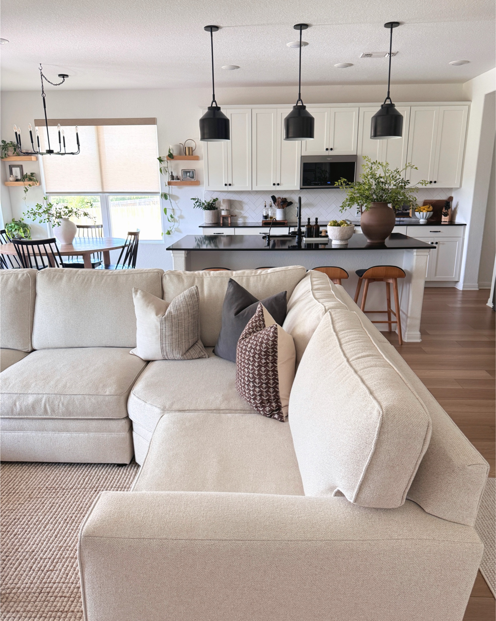 Living Room Views 🏠🌿

Clean, Neutral space in my Home

Pottery Barn Sectional, Coffee Table, Jute Rug, kitchen island, living room, open concept home

#LTKmomlife #LTKSeasonal #LTKHome