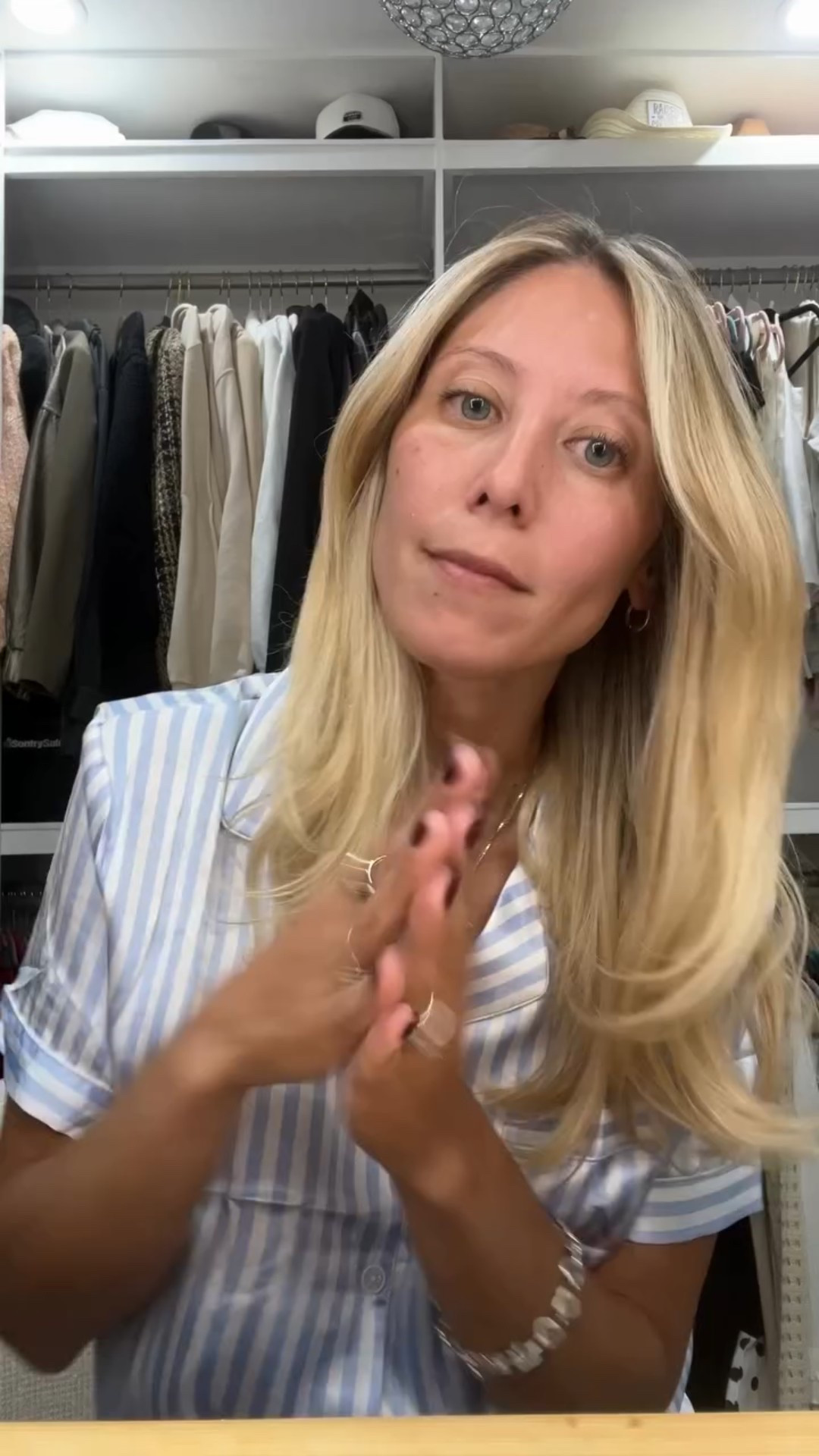 let’s talk your bed time skincare routine! @summerfridays 

#summerfridays #skincareroutine #relatable #momsofinstagram #mom #vlog #longisland #reels #explore #sephora #dayinthelife