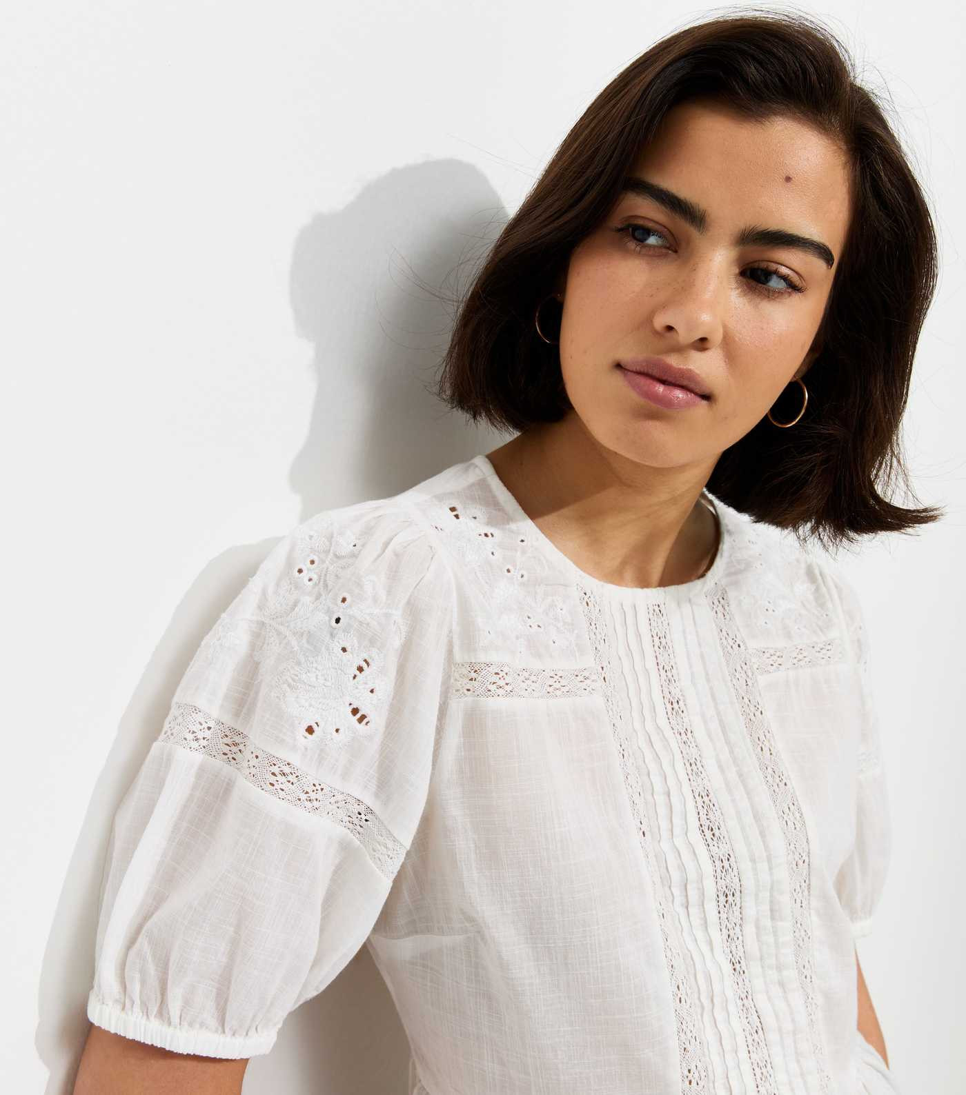 White Cotton Lace Trim Puff Sleeve Blouse | New Look | New Look (UK)