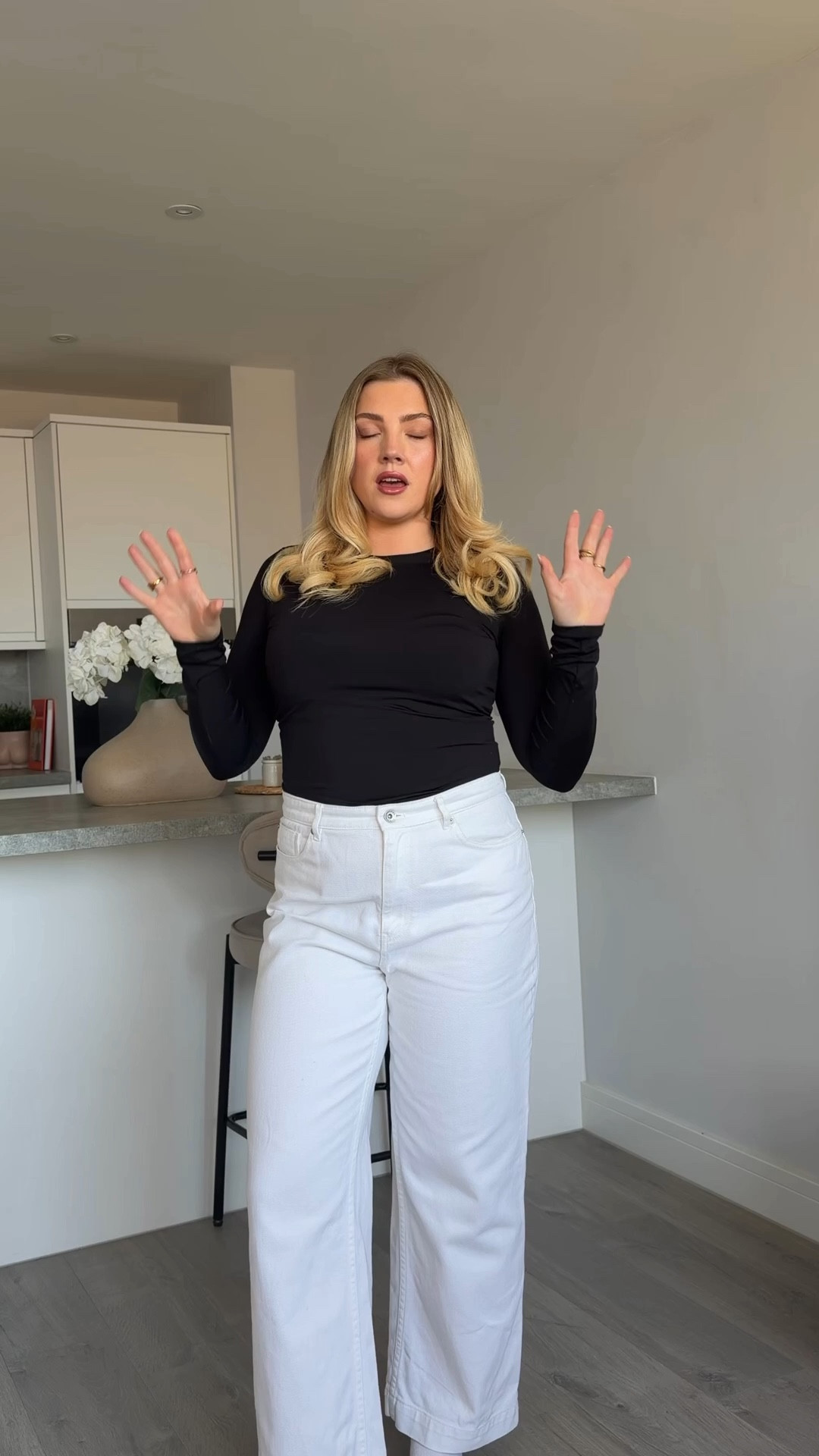 Build a spring outfit with me wearing white jeans ✨

#LTKuk #LTKluxury #LTKspring