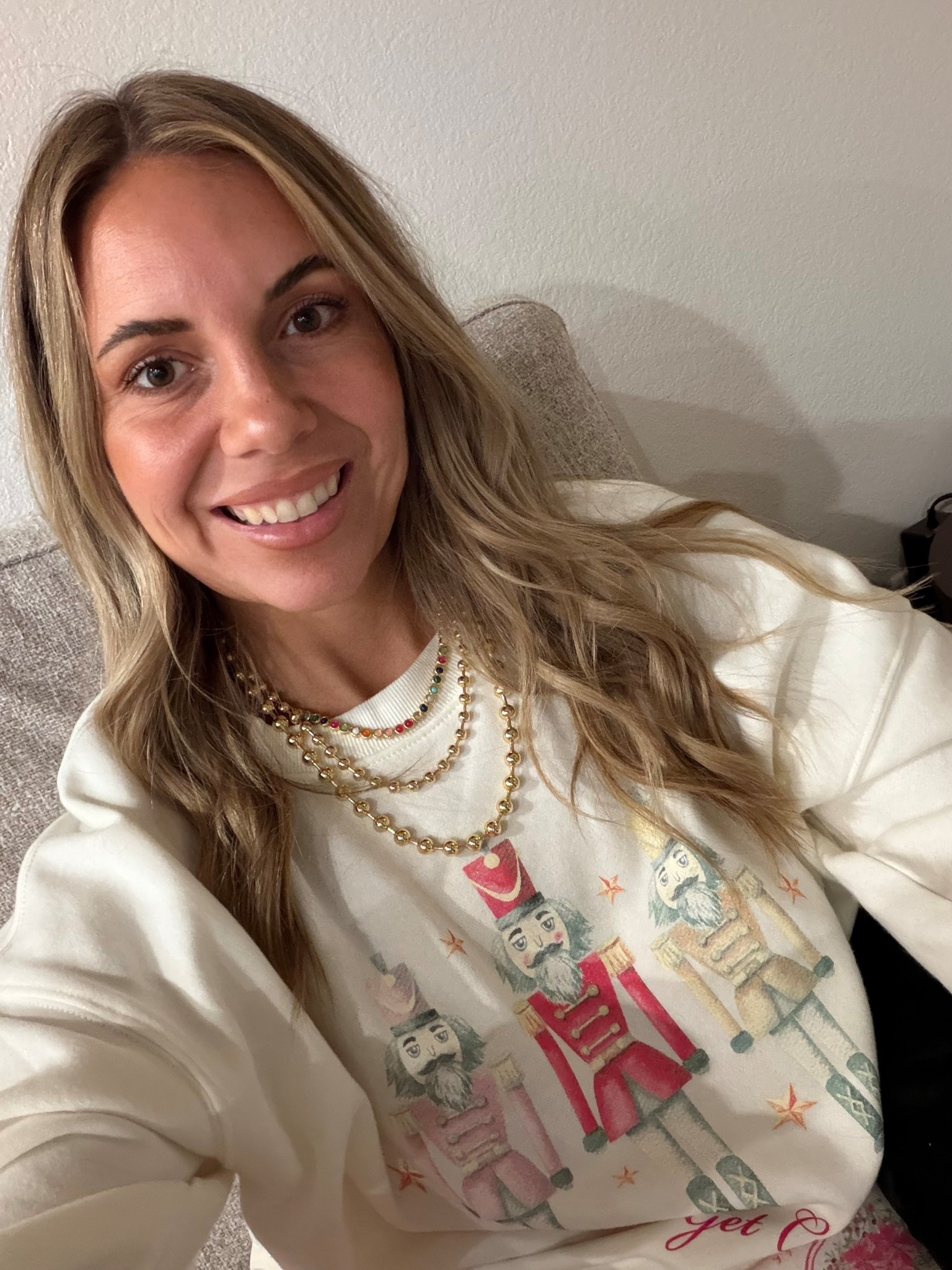 Lip liner: shade NATURAL
LIPSTICK: dainty daze
Highlighter: pearl glow
Sculpt tape contour: med cool bronze 
Blush tape: berry


#LTKBeauty #LTKHoliday #LTKGiftGuide