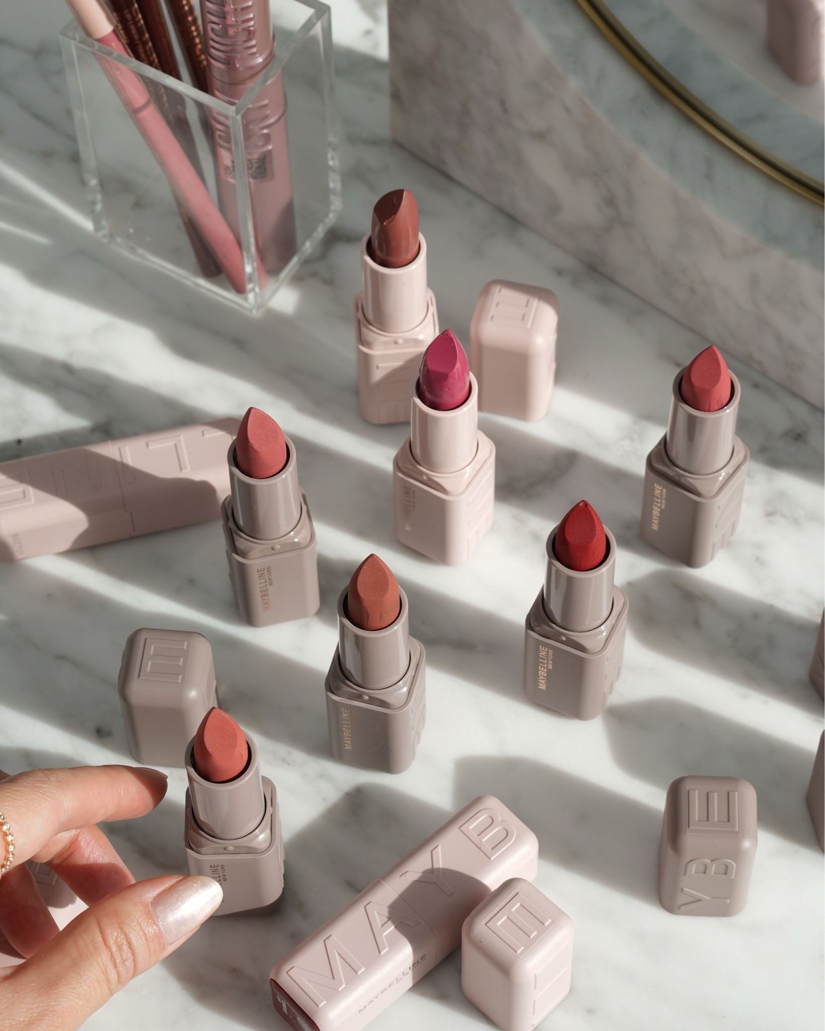 #ad Lipstick perfection with the new @maybelline Serum Lipstick that just launched at @target. This flawless lip formula comes in a Satin and Matte finish. They are hydrating and comfortable on the lips and I love the long-wear formula. Pigment is 10/10 incredible with smooth application. These are one swipe wonders!

Find them out now at @target #MaybellinePartner #TargetPartner #Target 



#LTKBeauty #LTKHoliday #LTKFindsUnder50