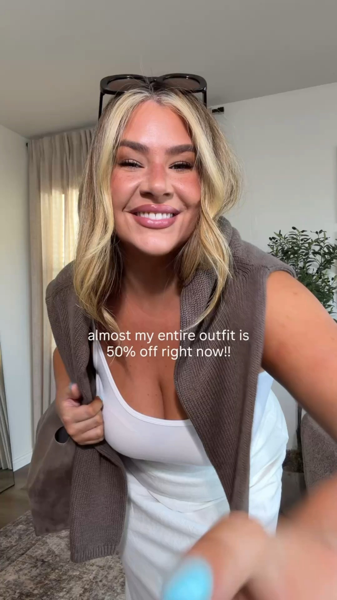 almost my whole outfit is 50% off rn hehe wearing a XL in everything! @gap #howyouweargap #gappartner

#LTKootd #LTKMidsize #LTKTall