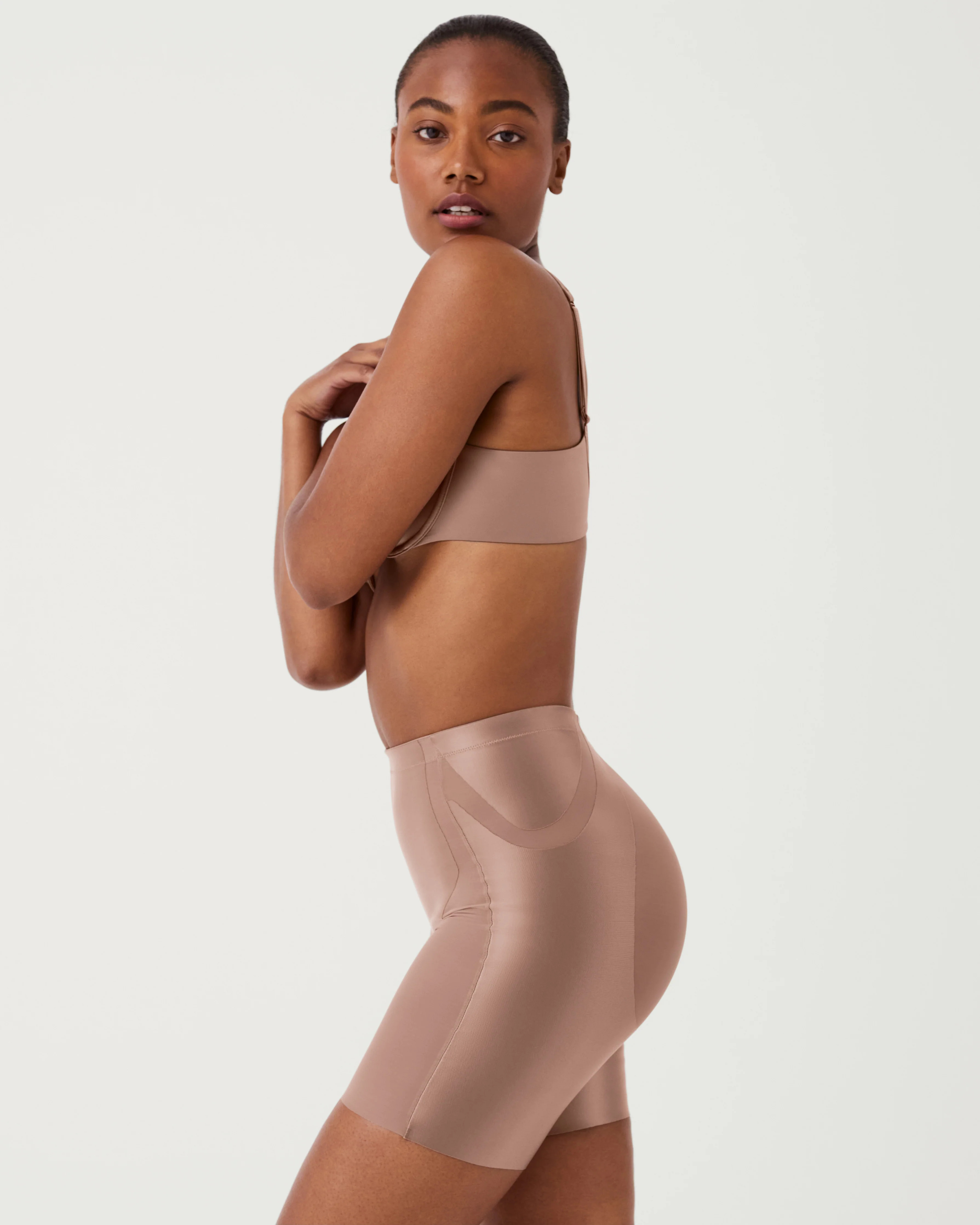 Booty-Lifting Shaping Mid-Thigh Short | Spanx