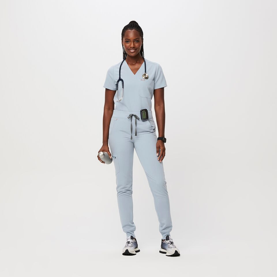 Women's Zamora™ Jogger Scrub Pants - Dusty Blue · FIGS | FIGS