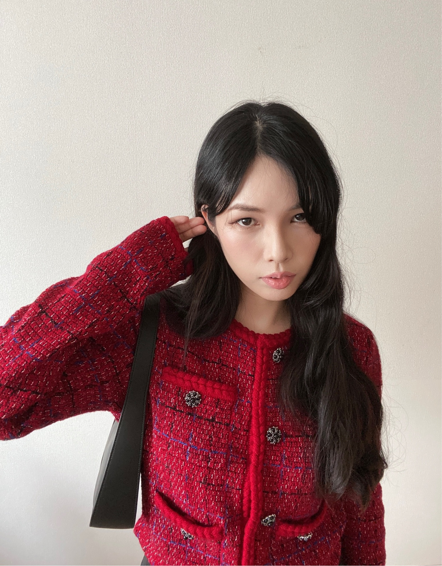 가을이니까 레드🍁

#fashioninspiration #fashioninspo #fallfashion #fallmood #styleinspo #neutralstyle #koreanfashion #selfportrait #therow #classicstyle #fallstyle # #셀프포트레이트 #더로우 #더로우가방 #마이테레사 #가을코디 #여자코디 #일상 #쇼핑 #セルフポートレート #ザロウ #ザロウバッグ #ファッション #ファッションコーデ #今日のコーデ #秋コーデ #韓国ファッション #韓国コーデ 

#LTKstyletip #LTKitbag #LTKSeasonal