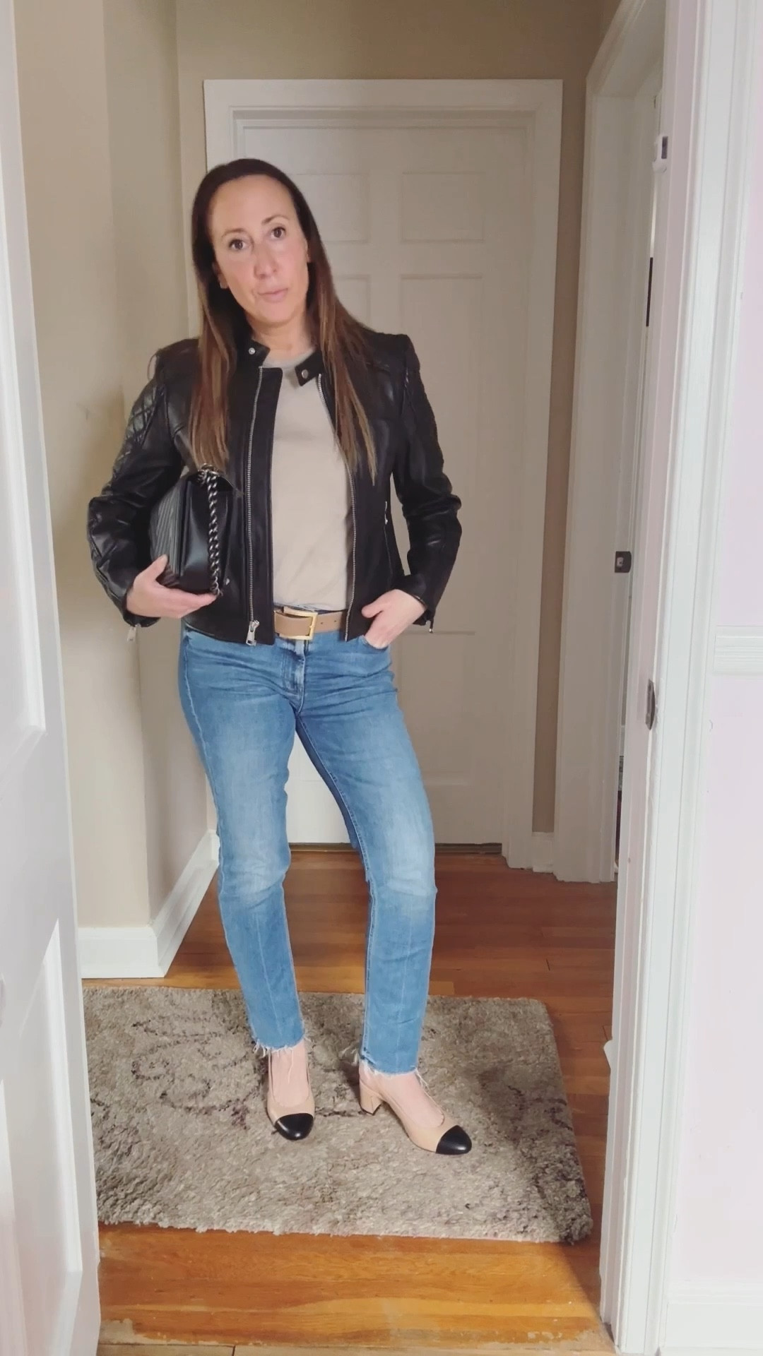 Cute & easy date night look? Found it.
This outfit is giving “I didn’t try too hard, but still look put together.”
Perfect for dinner, drinks, or a casual night out — and every piece is wearable beyond date night too.

Linked everything here so you can recreate it, your way.

Tap to shop + save it for later

#LTKSeasonal #LTKStyleTip #LTKWatchNow