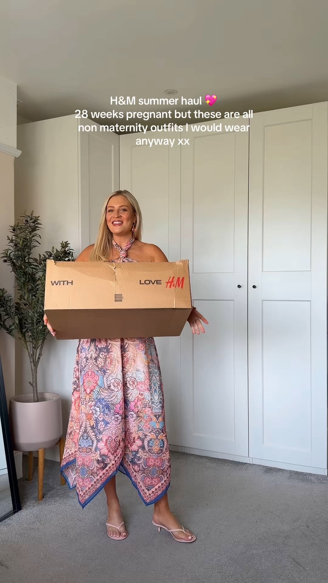 H&M summer haul 💖 28 weeks pregnant but these are all non maternity outfits I would wear anyway xxx 

Hm, hm haul, bump friendly outfits, pregnancy outfits

#LTKuk #LTKsummer