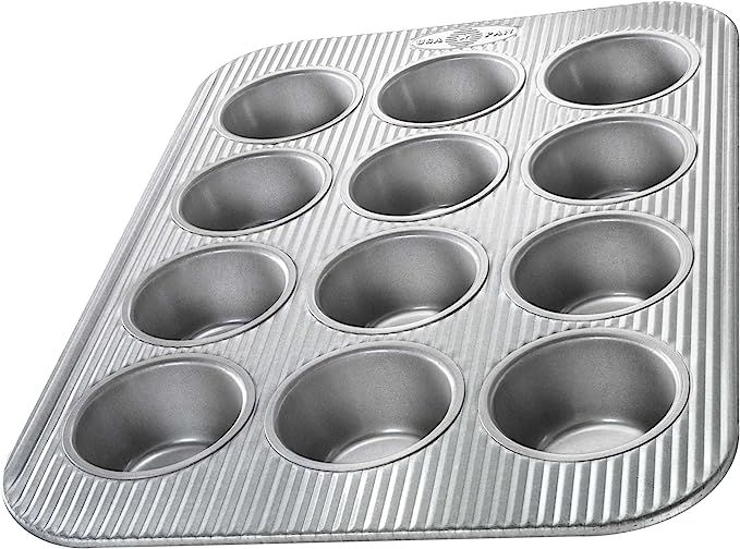 USA Pan (1200MF) Bakeware Cupcake and Muffin Pan, 12 Well, Nonstick & Quick Release Coating, Made... | Amazon (US)