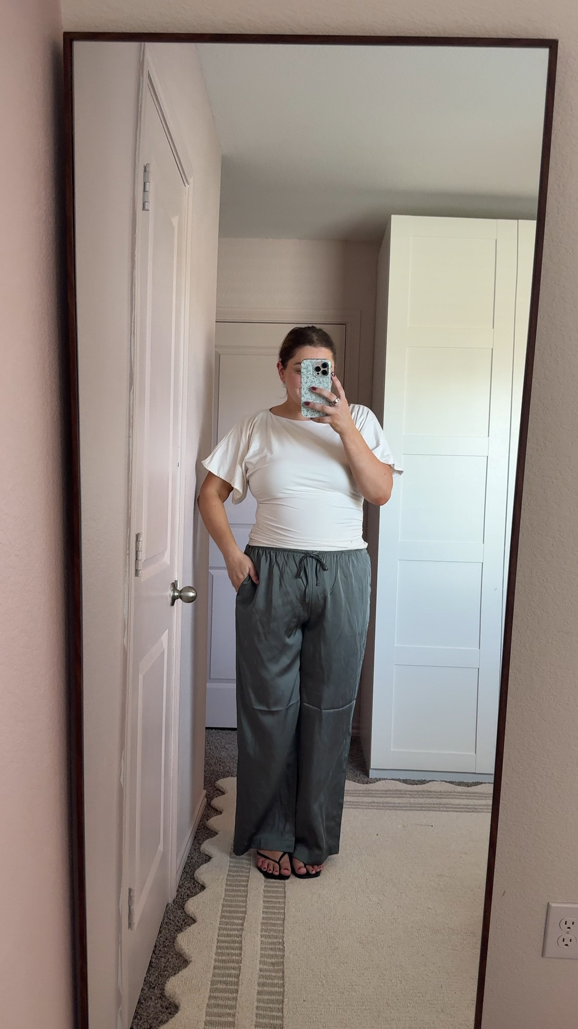 Abercrombie work office outfit on sale wearing large in top and xl in satin pants

#LTKSaleAlert #LTKgrwm #LTKootd