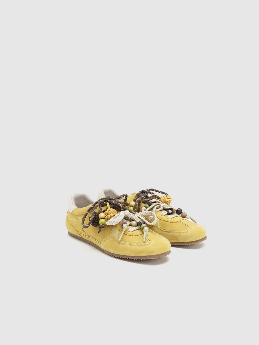 Contrast Lace Up Sneakers | Urban Revivo