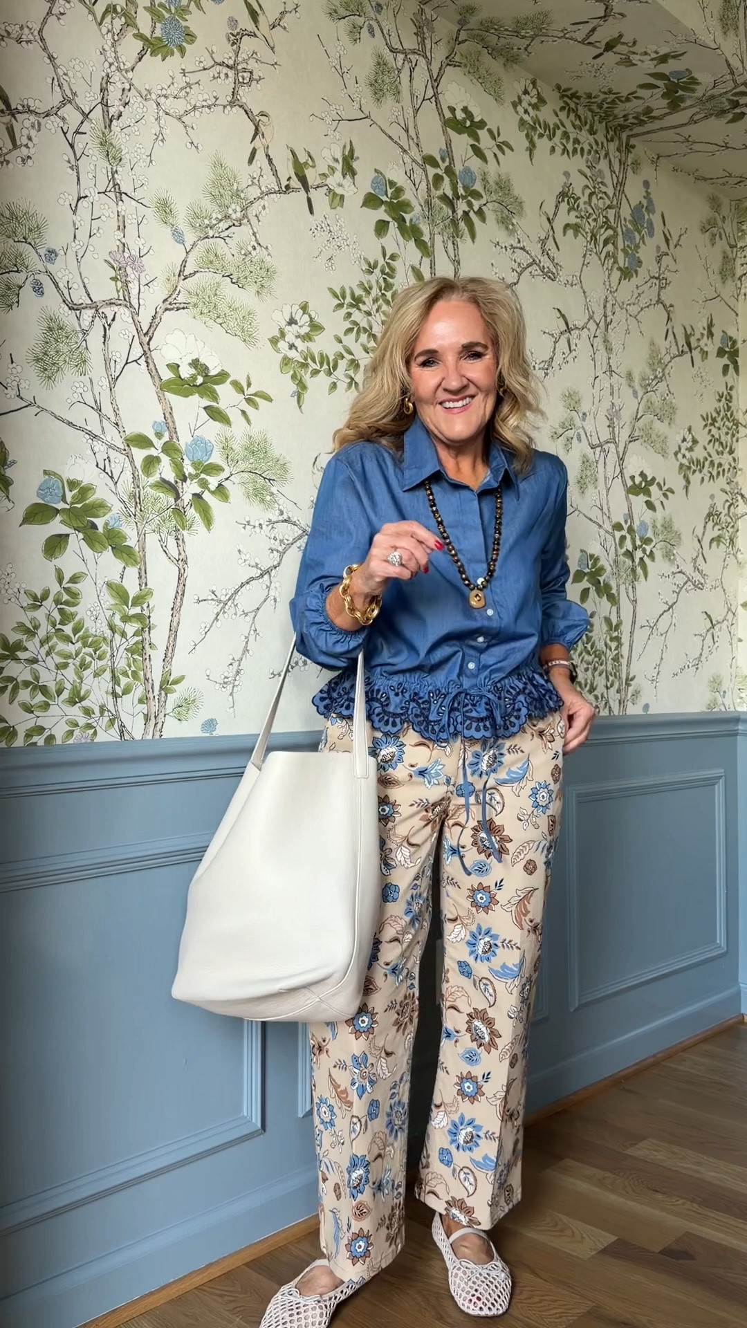 30% off at Ann Taylor this weekend including this top and these pants.
Top I’m wearing a medium pants. I’m wearing an eight petite.

#LTKOver40 #LTKSaleAlert #LTKootd