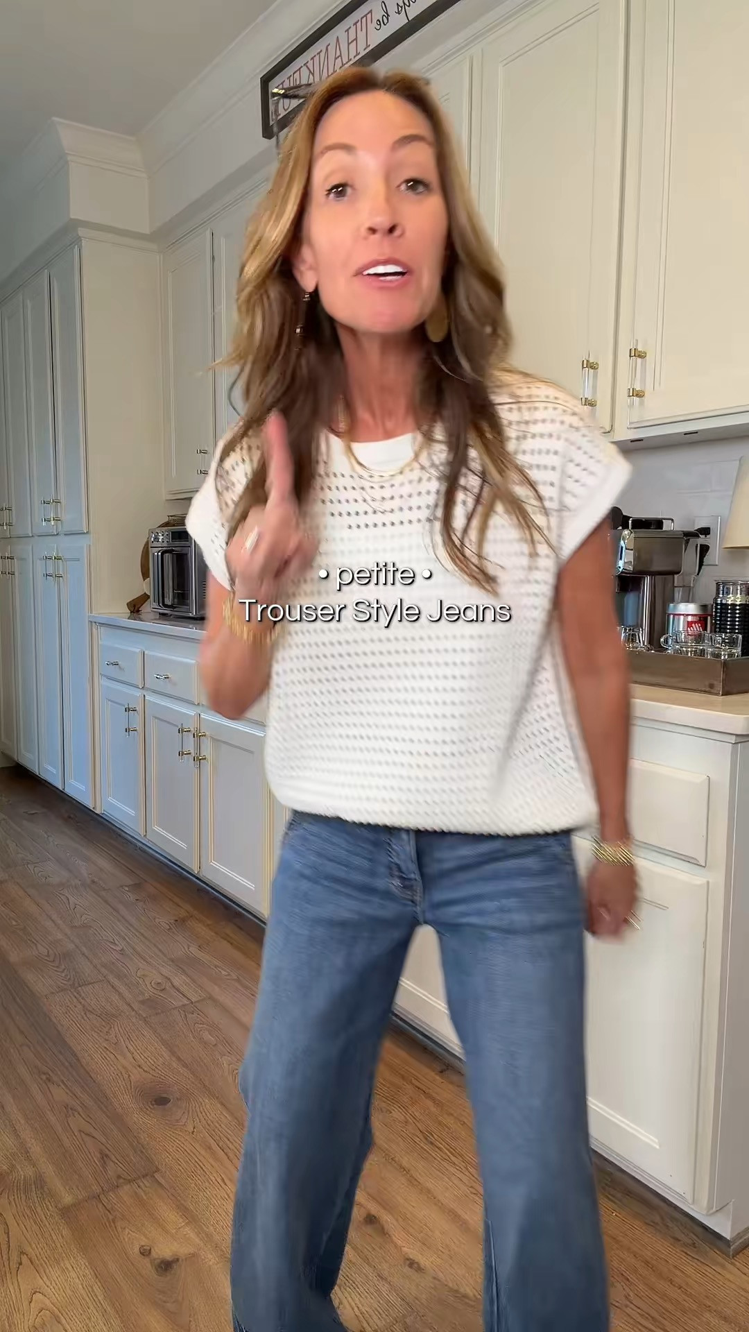 Bravo Judy Blue — these are gorgeous. Love the sophisticated style, but yet super comfortable feel of these jeans. 10/10!!! **the jeans linked are not an exact match but similar! 

 