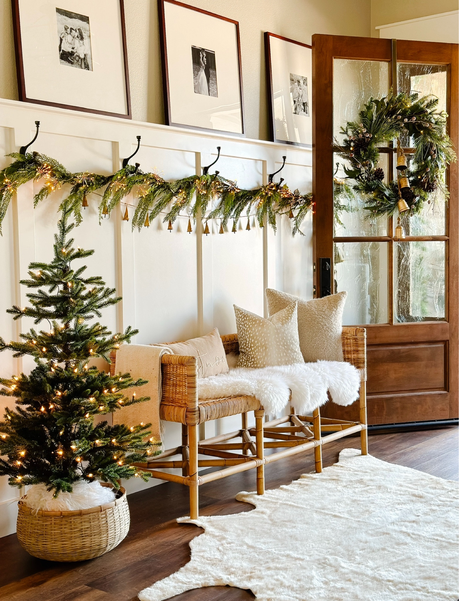 Holiday entryway 

#LTKSeasonal #LTKHome #LTKHoliday