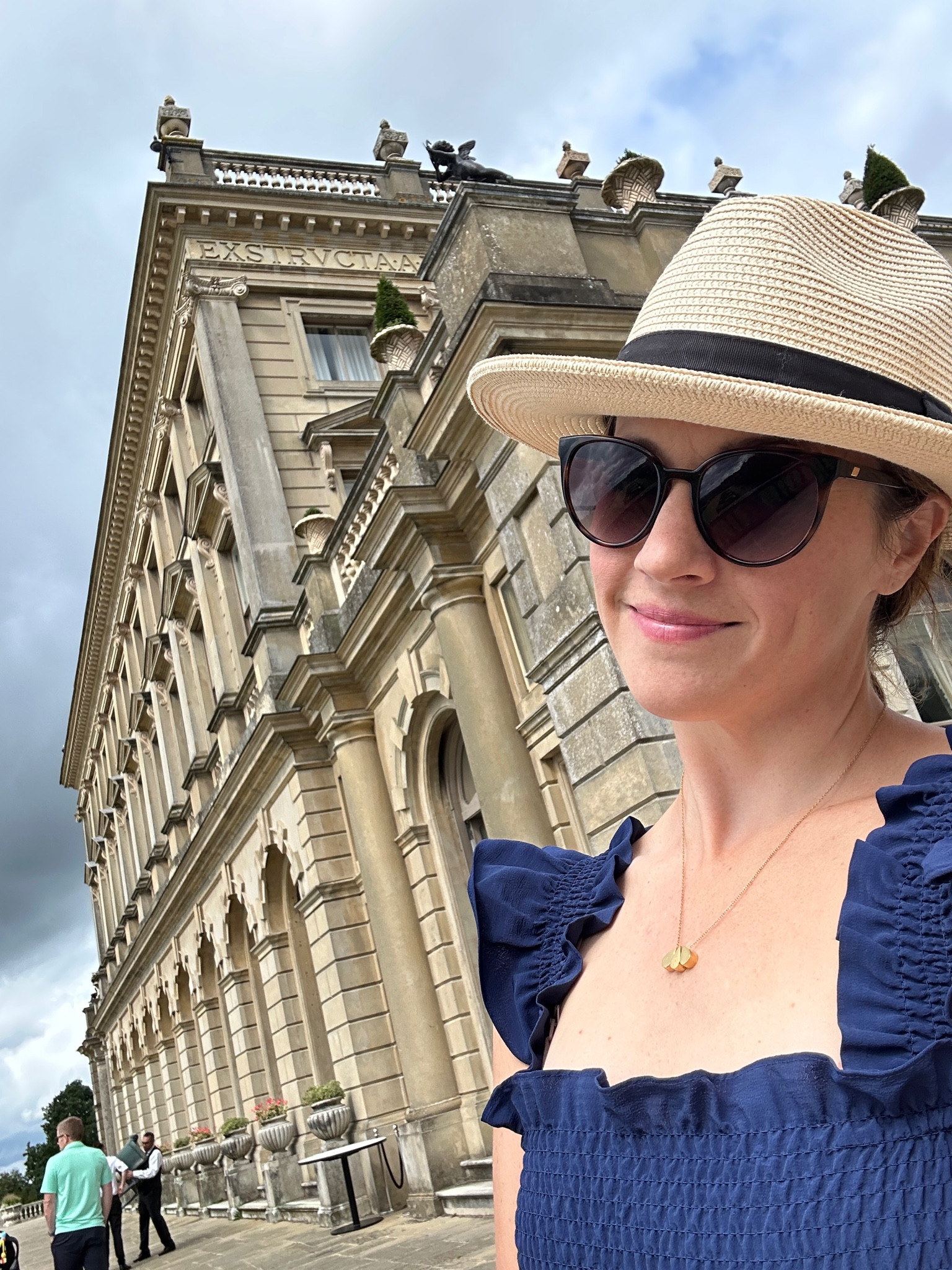 Todays #ootd featuring my favorite Hill House dress! 

#LTKSeasonal