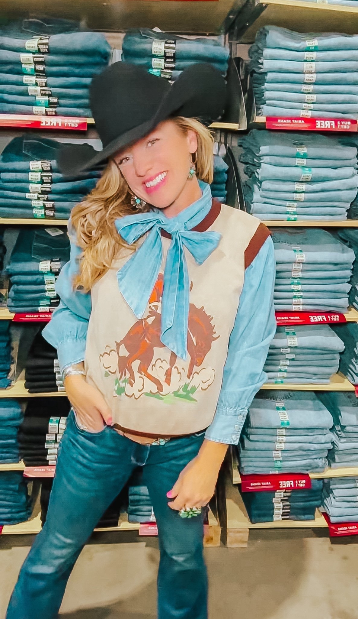 Western Outfit for women!
Western Fashion


#LTKgrwm #LTKootd #LTKWorkwear