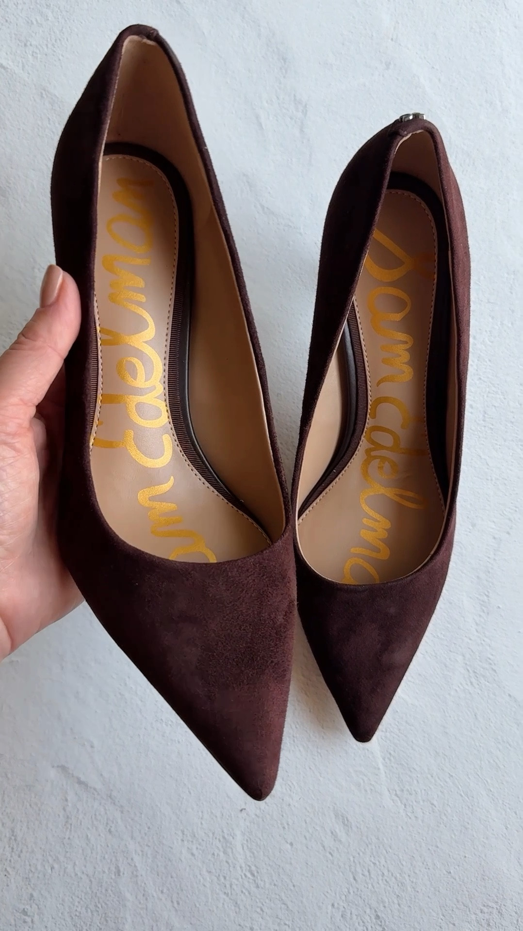 Loving these new fall pumps for work from Sam Edelman. Smaller heel than the hazel and just as stunning 😍 The Recruiter Mom, suede shoes, fall shoes, fall workwear 

#LTKSeasonal #LTKShoeCrush #LTKWorkwear