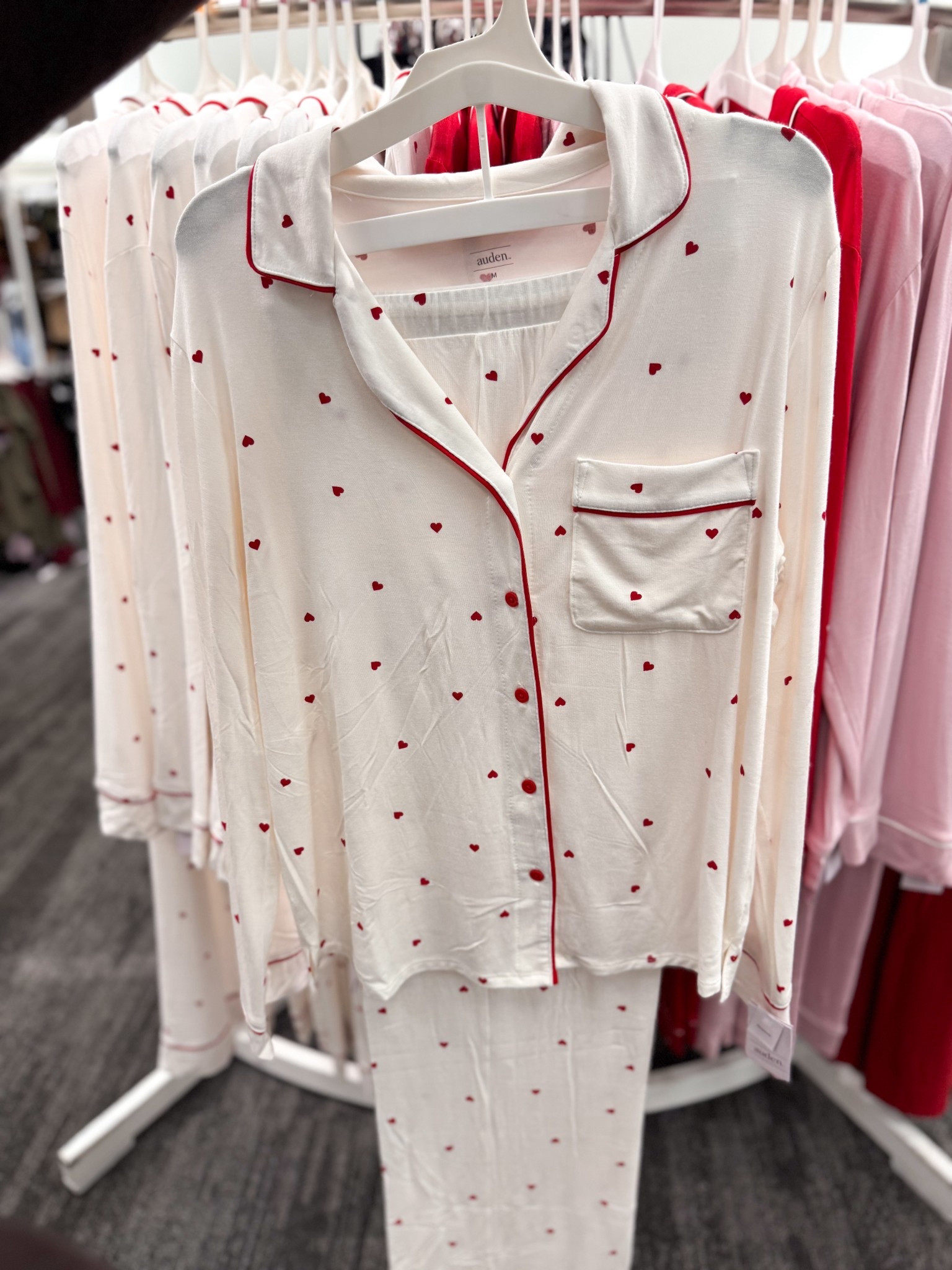 40% off comfy pjs

target style, target deals, pajamas 

#LTKCyberWeek #LTKGiftGuide #LTKSaleAlert