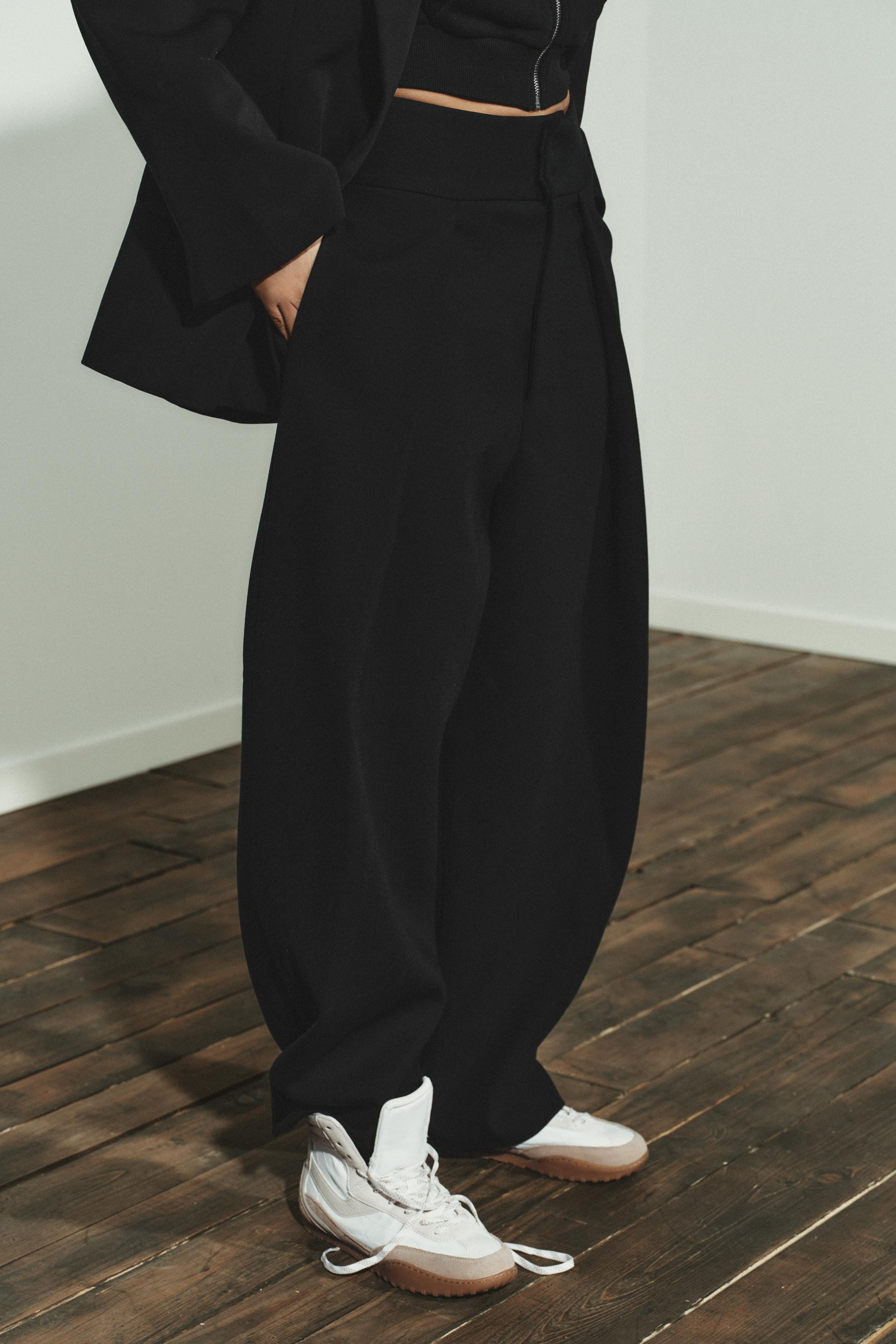 PLEATED BALLOON PANTS | Zara US