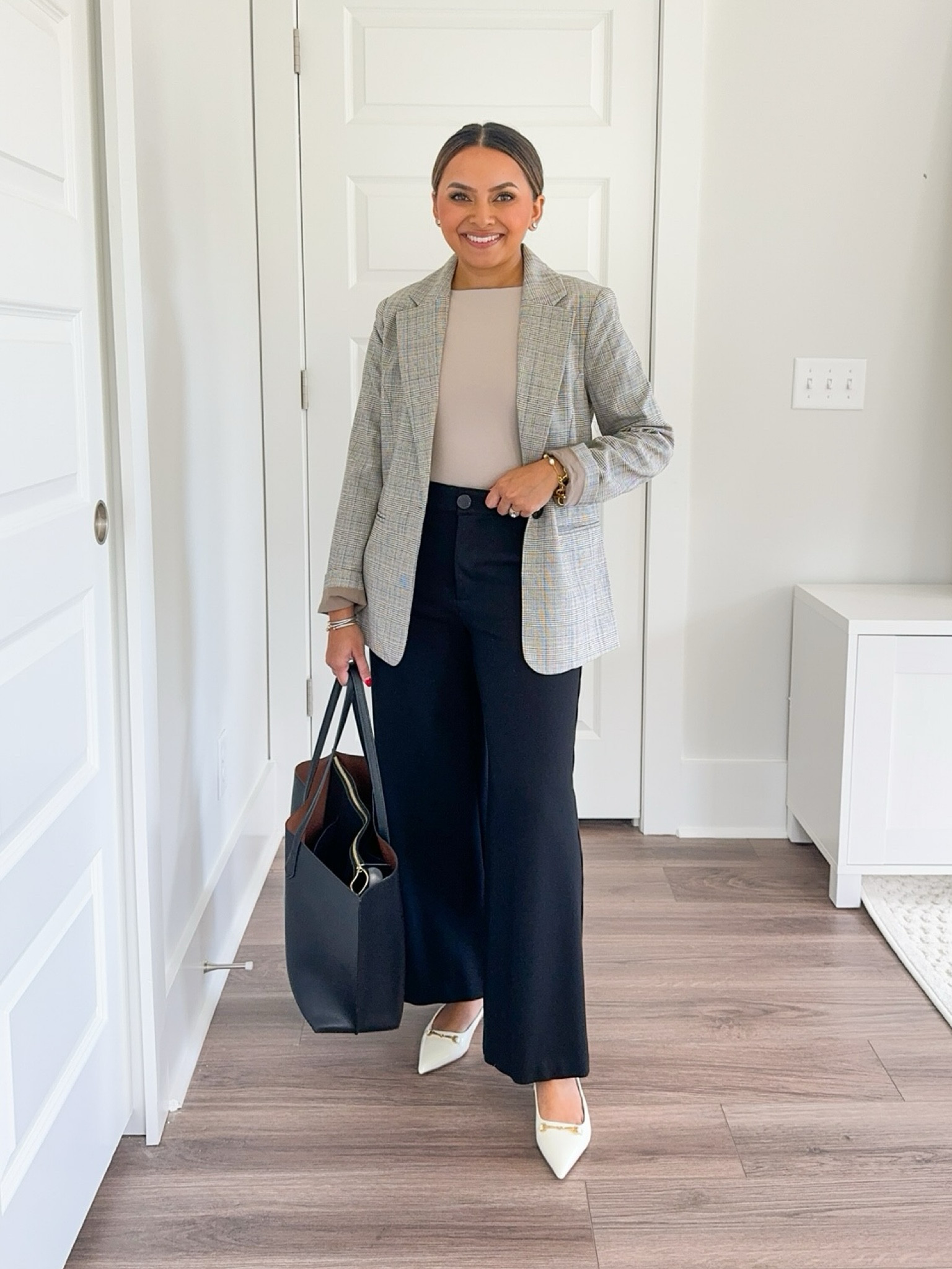 Oversized blazer size XS TTS 
Black tailored pants size 2 Petite - I can wear with flats 
White mini heels size 5 TTS 

NORDSTROM SALE
NSALE 
Teacher outfits 
Fall outfits 
Fall dress 
Summer sale  
Fall style
Nordstrom anniversary sale 
Workwear 
Work outfit 
Office outfit 

Honey Sweet Petite
Honeysweetpetite 

#LTKxNSale #LTKSummerSales #LTKStyleTip