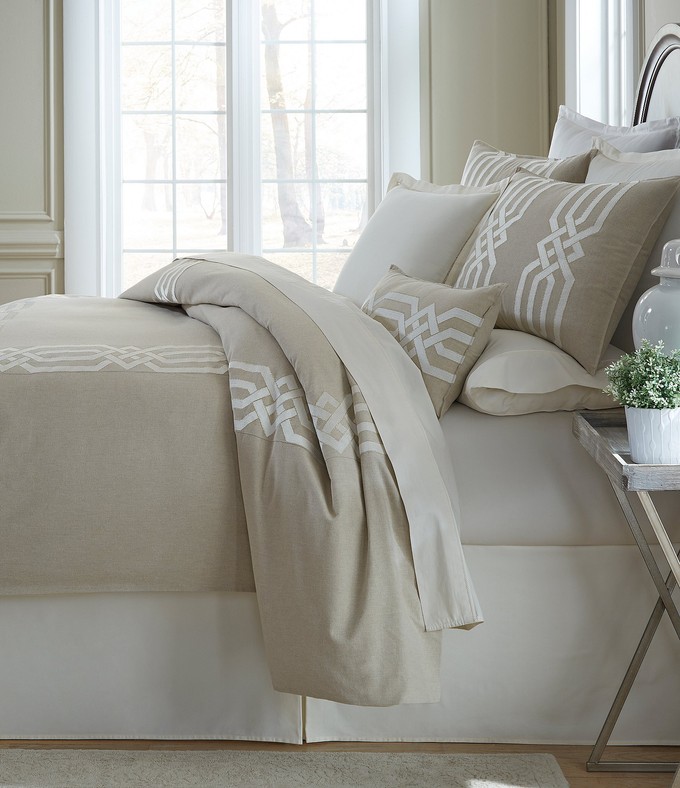 Dillards Bedding Collections Quilts Comforters Buyer Select