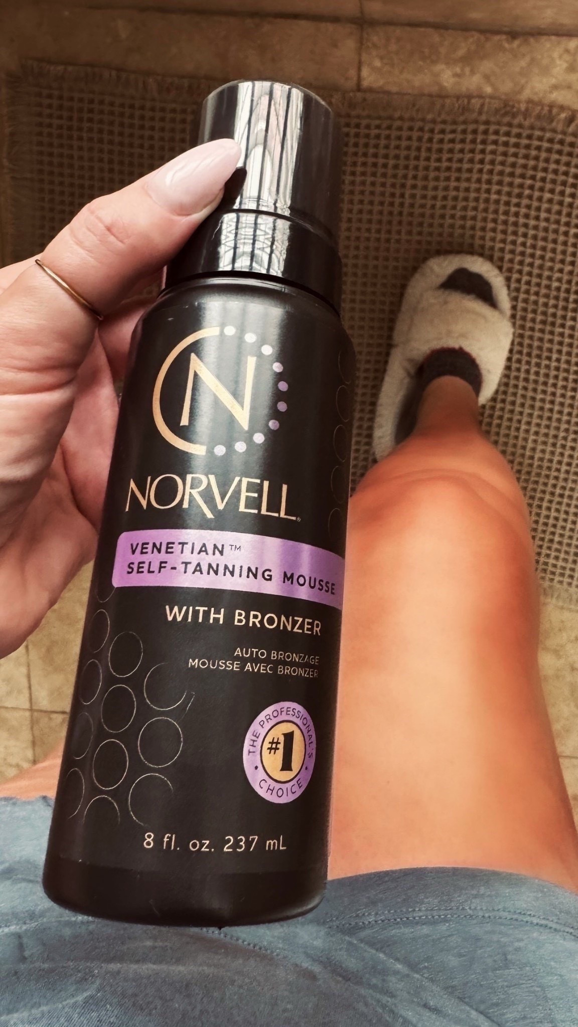 Self tanner you can easily use at home and get great and long lasting results!


Self tanner  tanning products  Lowcarbdashian

#LTKStyleTip #LTKFindsUnder50 #LTKBeauty