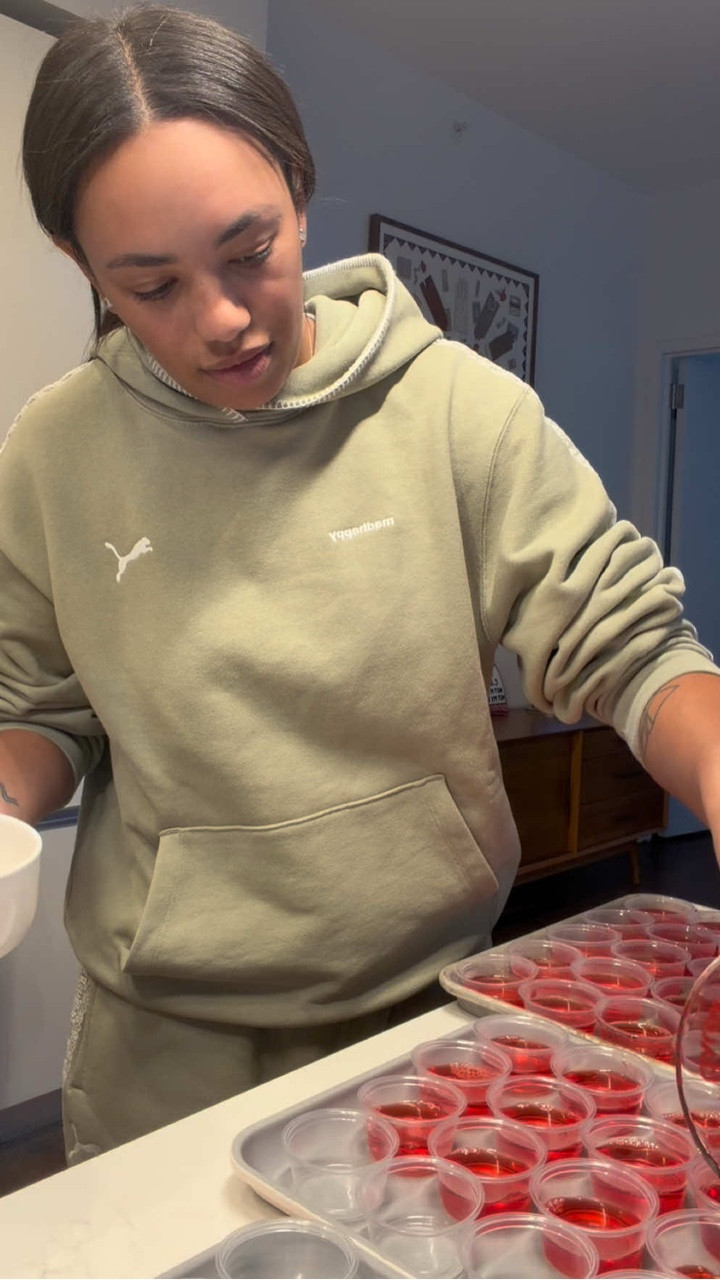 working really hard on these for a fun night #higuysigotfood

love the lace details on this puma set! it comes in 3 colors.

#LTKdayinmylife #LTKgrwm #LTKootd