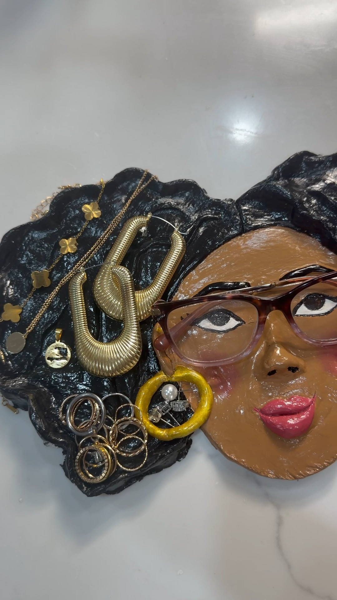 This Air dry clay accessory and glasses plate was so much fun to make! I’ve tagged the materials!

#LTKHome #LTKdayinmylife #LTKSeasonal