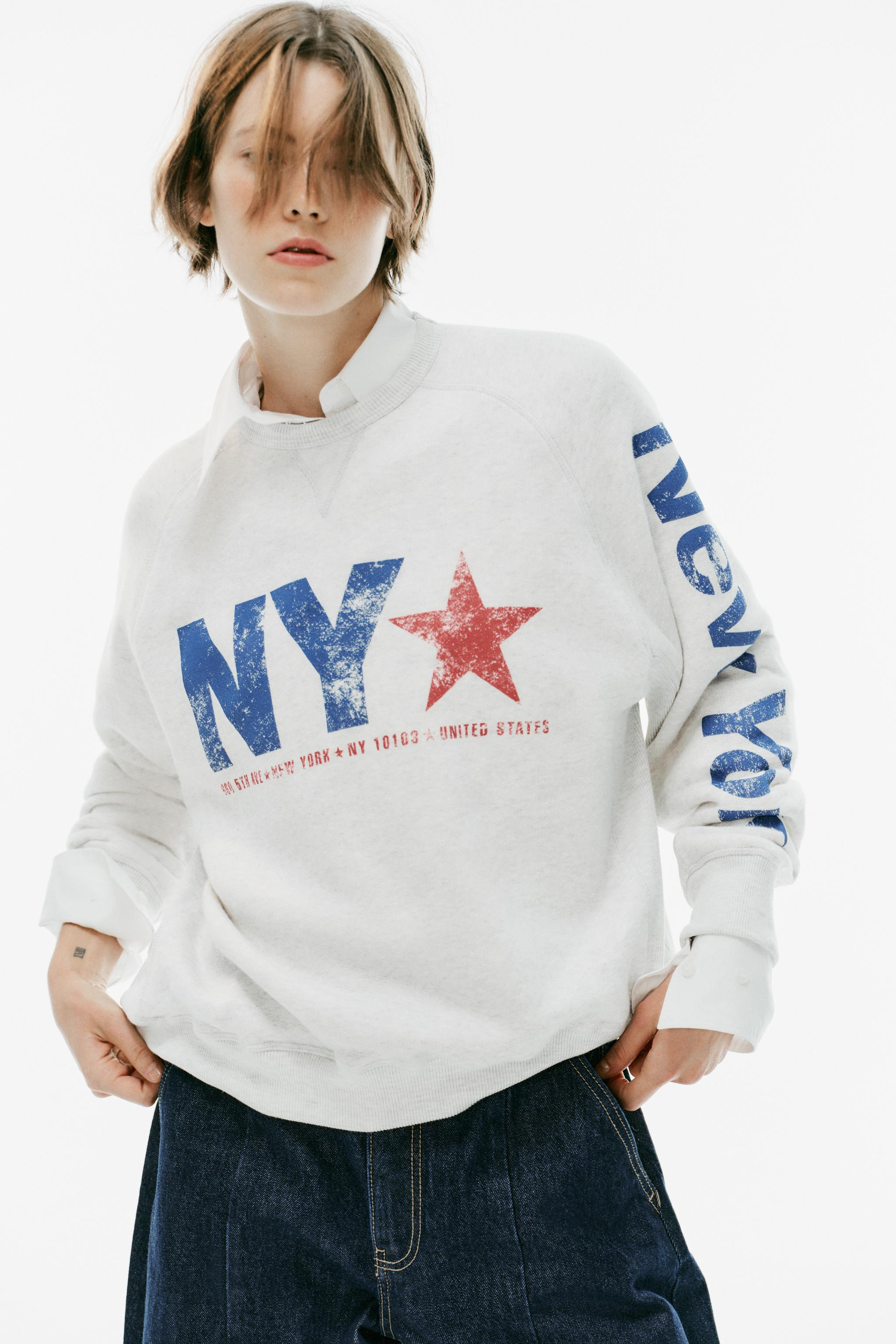 OVERSIZE TEXT SWEATSHIRT | Zara UK