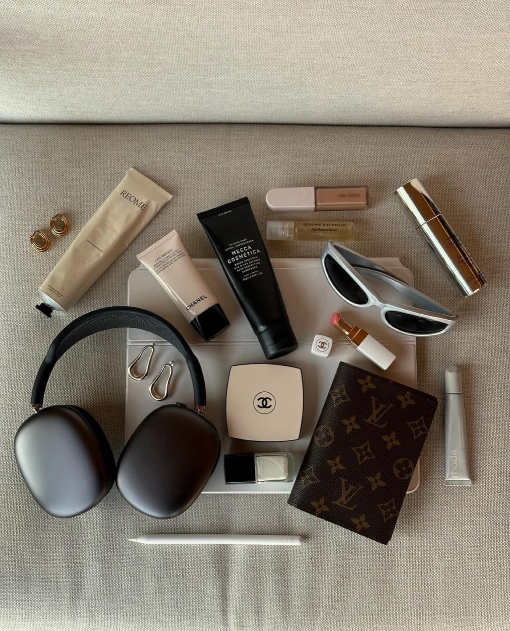 My travel essentials for a week in the mountains 💄🎧

#LTKtravel #LTKbeauty