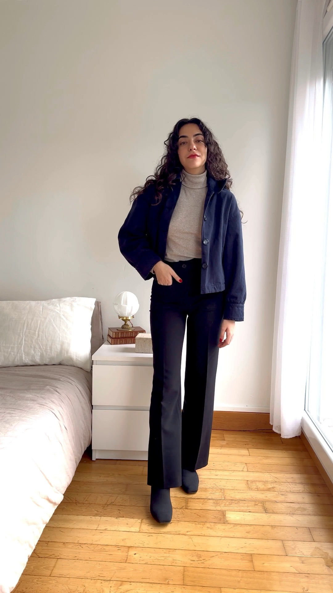 30 Days of Outfits/Day 1 Let’s go! ✨ Basic, simple and easy outfit with minimalist and neutral pieces that are easy to wear, comfortable yet sophisticated in the cuts and details. Minimalist capsule wardrobe style doesn’t have to be boring! This outfit has a french style twist with a bit of Jeanne Damas’s influence 💗

#LTKstyletip #LTKSeasonal