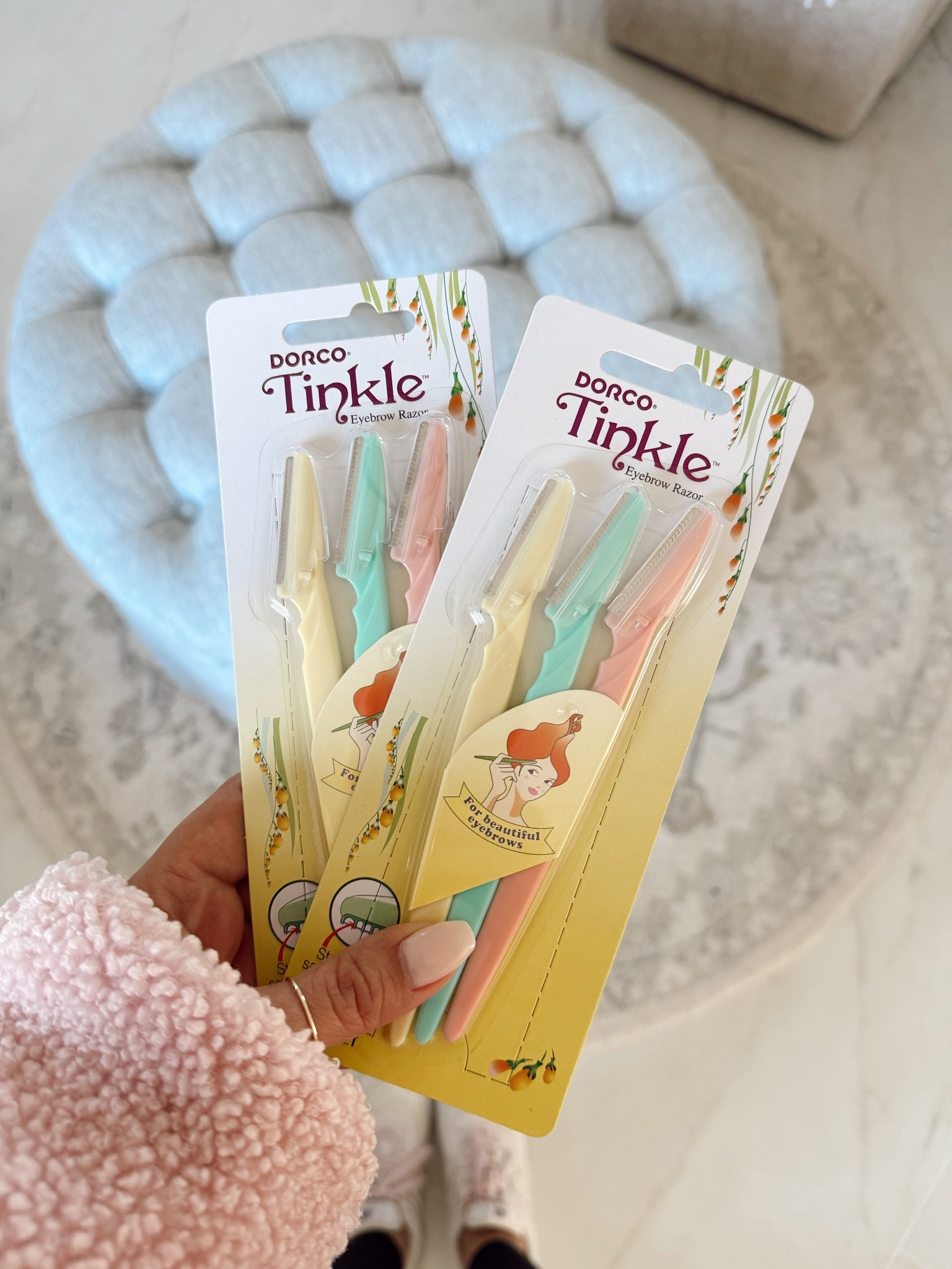 I use these to dermaplane my face once per month! Love them and makes my makeup and skincare routine more flawless 

#LTKdayinmylife #LTKmomlife #LTKBeauty