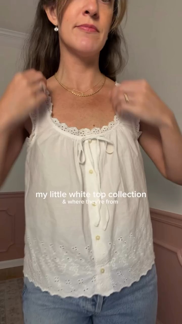 an essential closet staple: a good little white top 🕊️🤍🫶🏼

comment “TOP” and I’ll send you the links to these & similar ones! 

capsule wardrobe, dainty white tops, summer outfit ideas, summer style tips