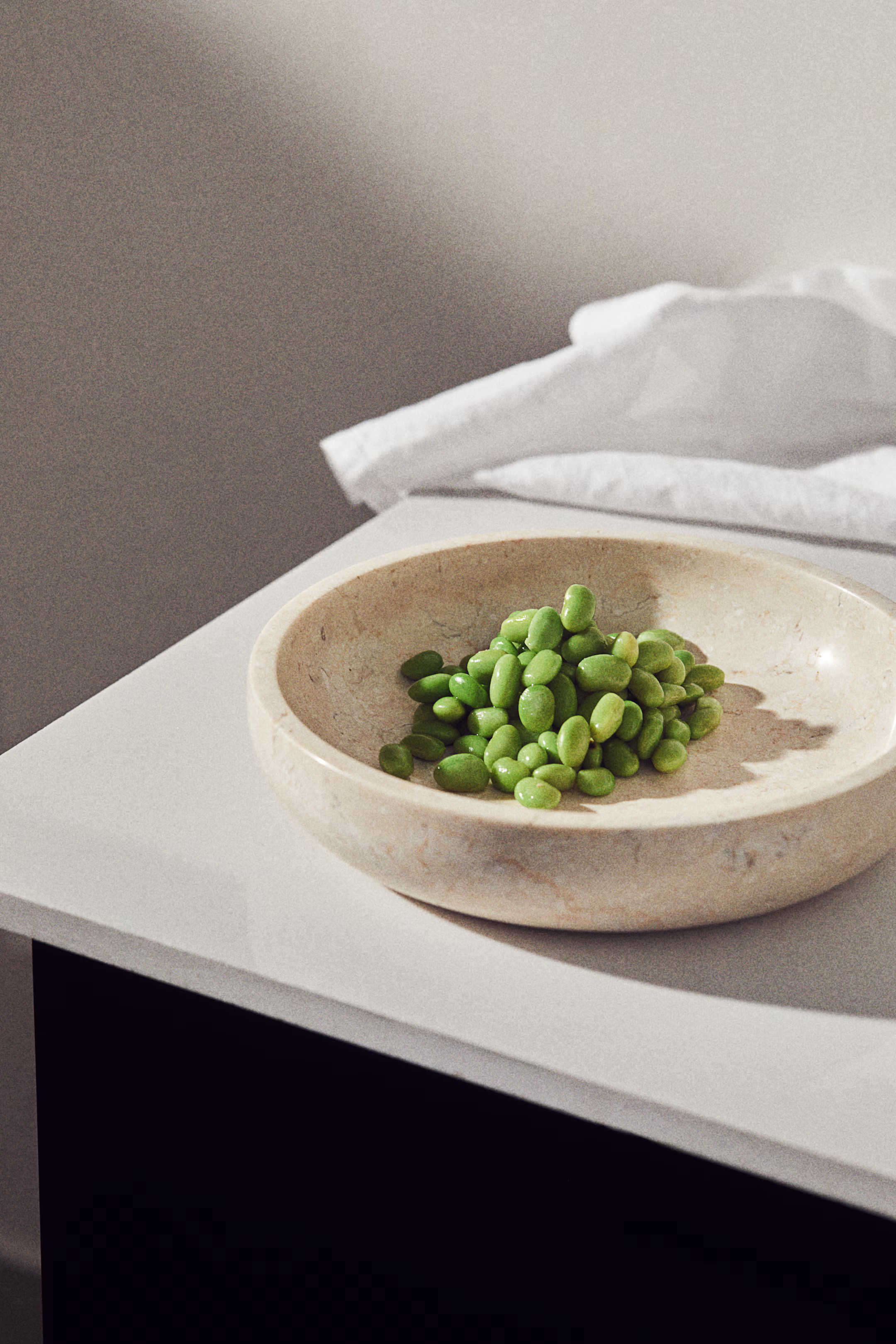 Marble serving bowl | H&M (UK, MY, IN, SG, PH, TW, HK)